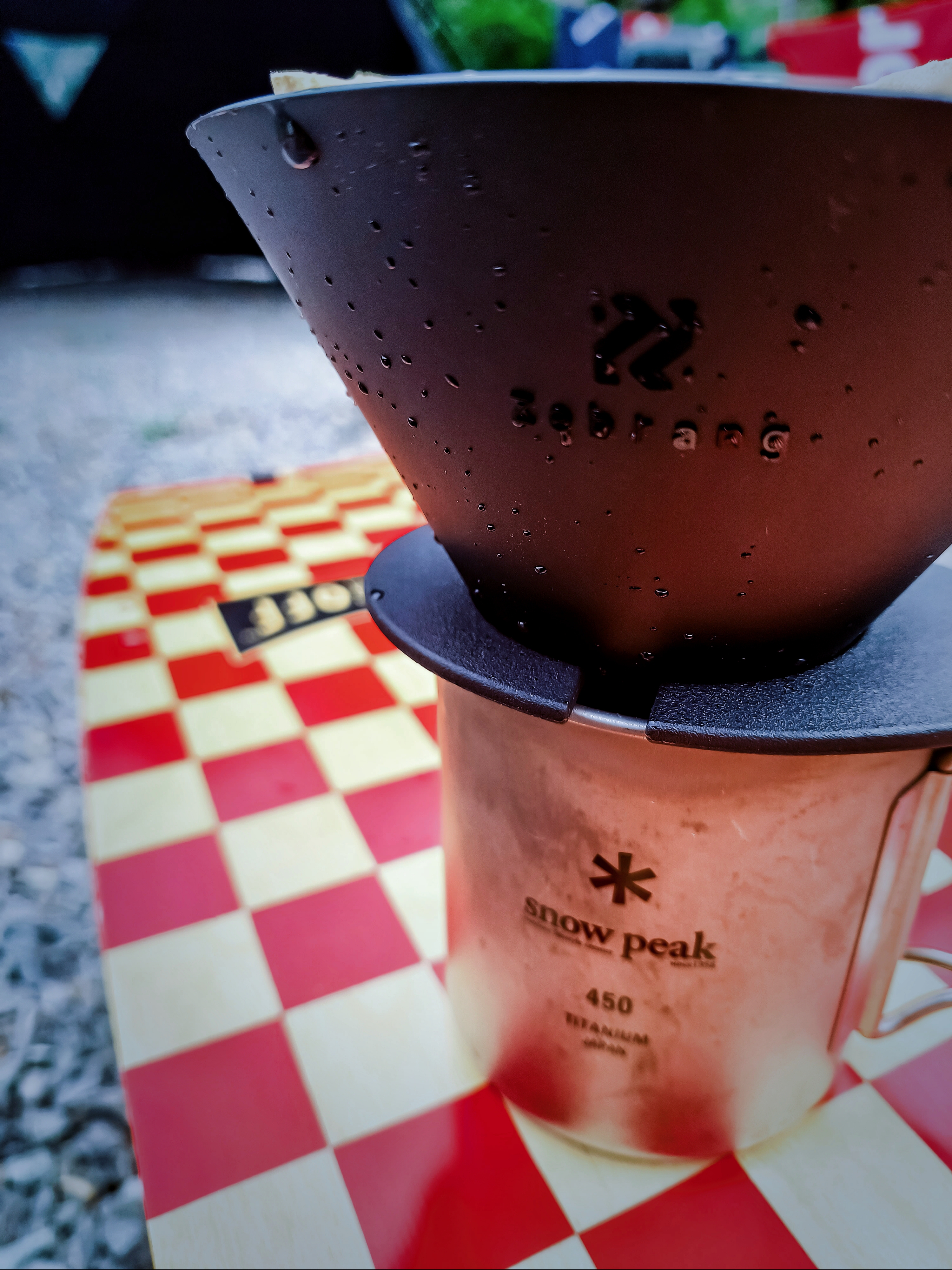 Snow Peak Titanium Single Mug 450 착용 스타일