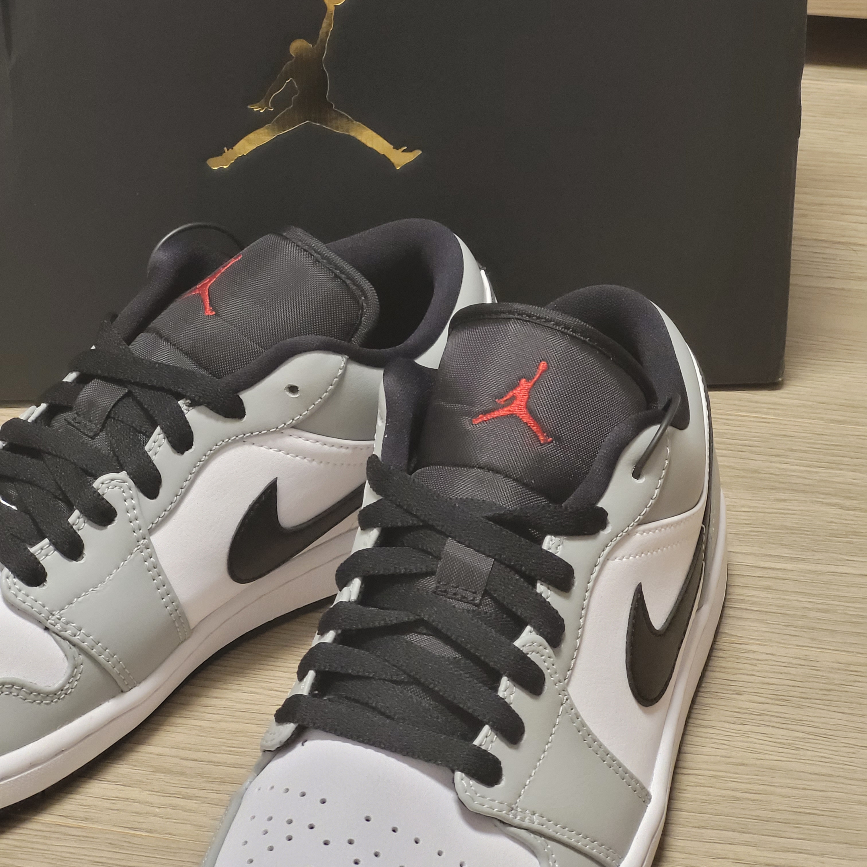 Jordan 1 Low Light Smoke Grey 착용 스타일