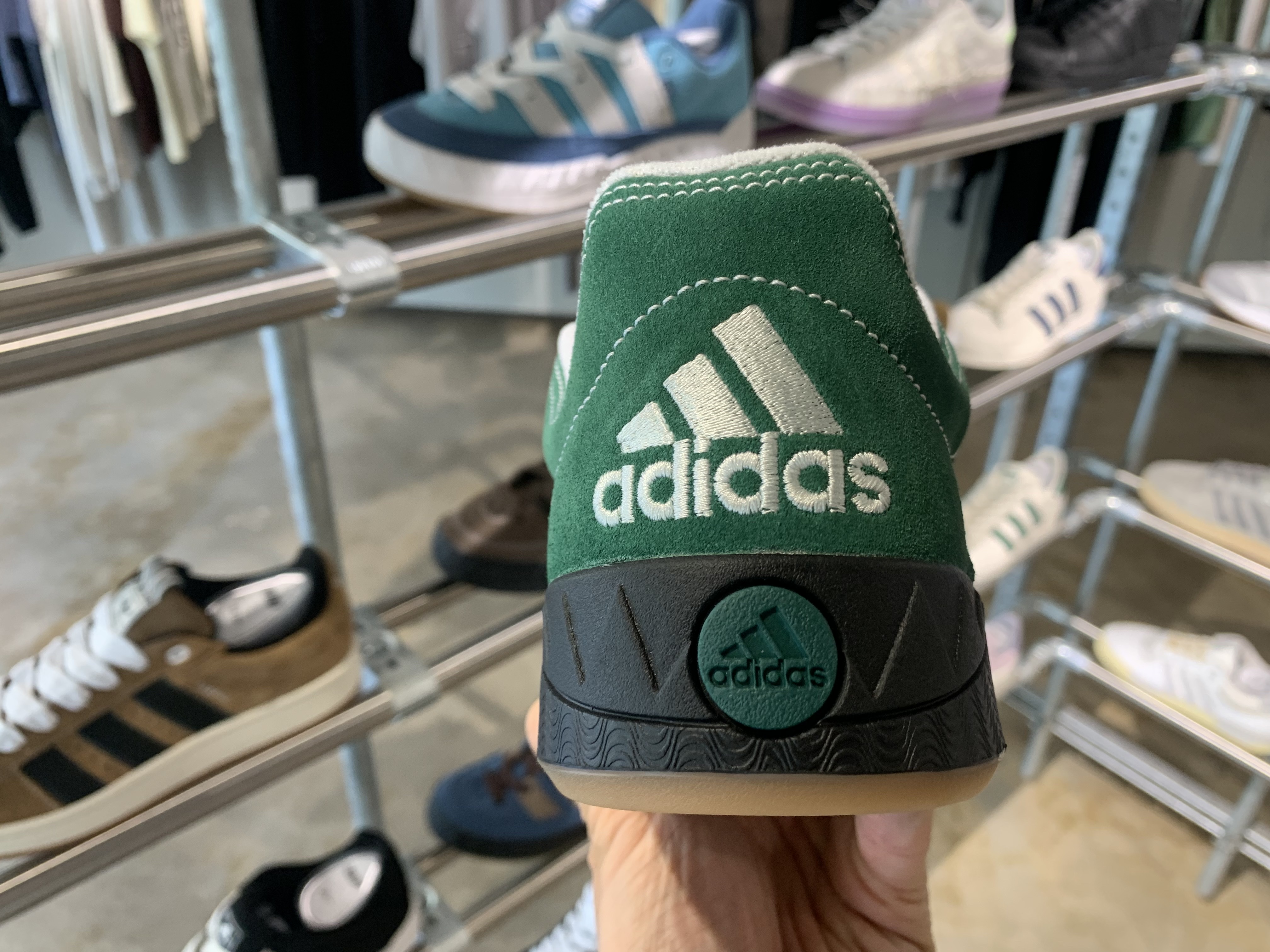 Adidas x YNuK Adimatic Dark Green Core Black 착용 스타일 - 5