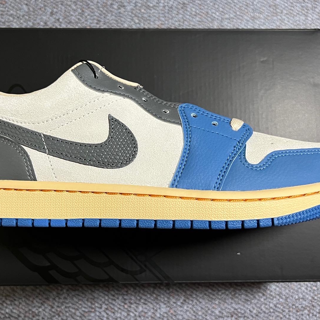 Jordan 1 Low SE Tokyo 96 착용 스타일 - 2