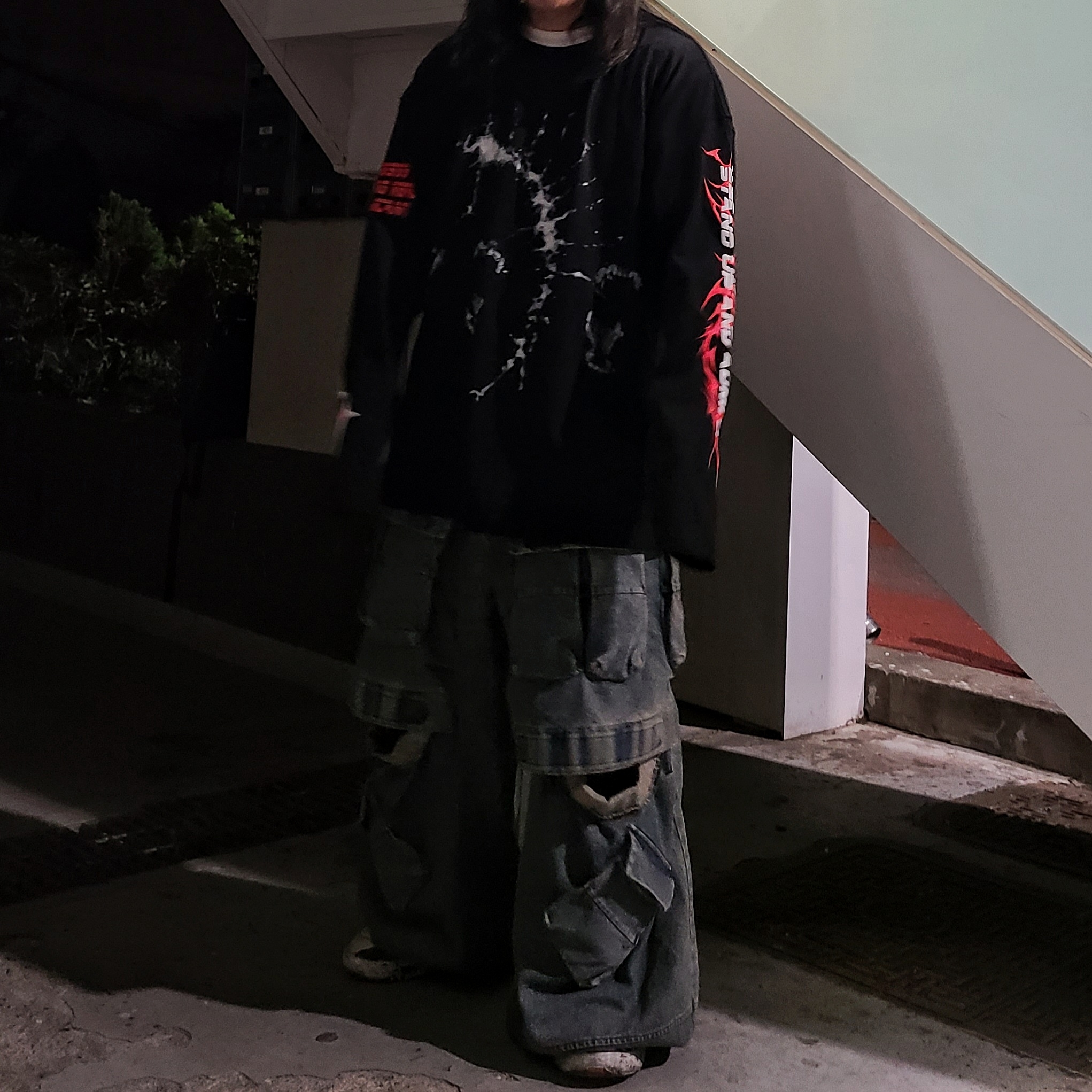 [KREAM 단독] Ourpas 061 Hell Runner Long Sleeve Black 착용 스타일 - 2