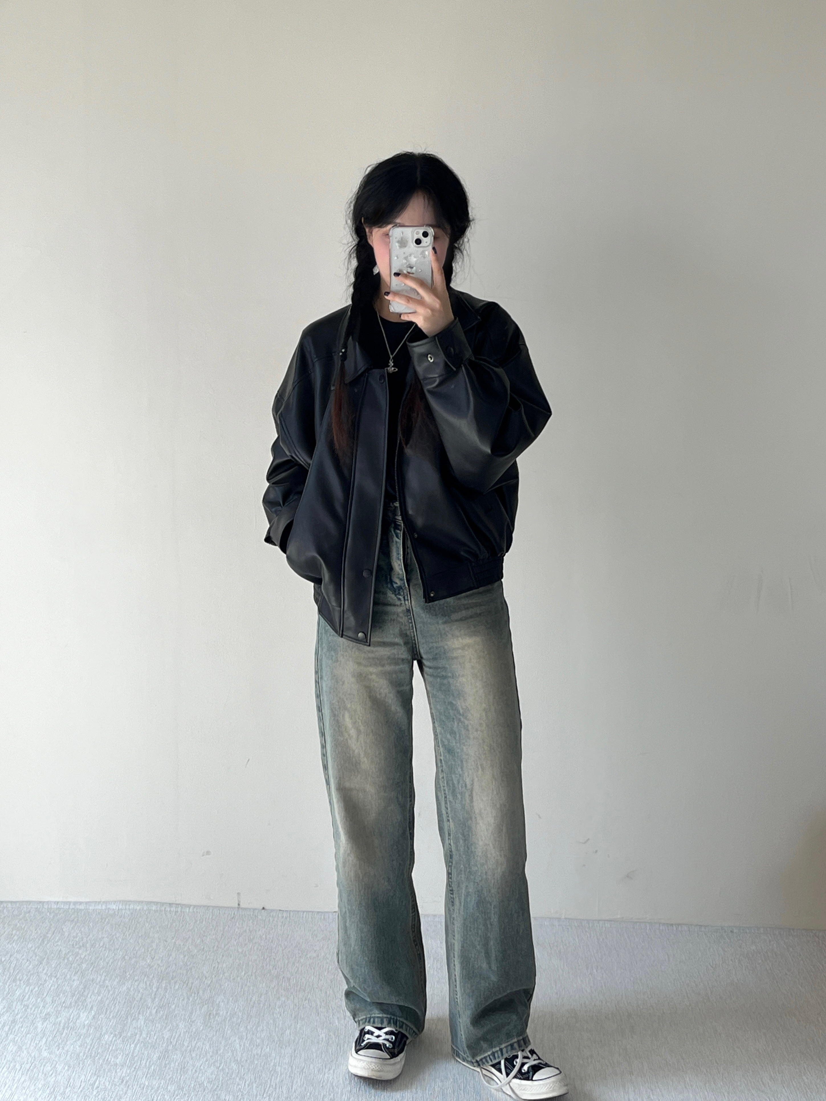 Converse Chuck 70 Hi Black 착용 스타일 - 3