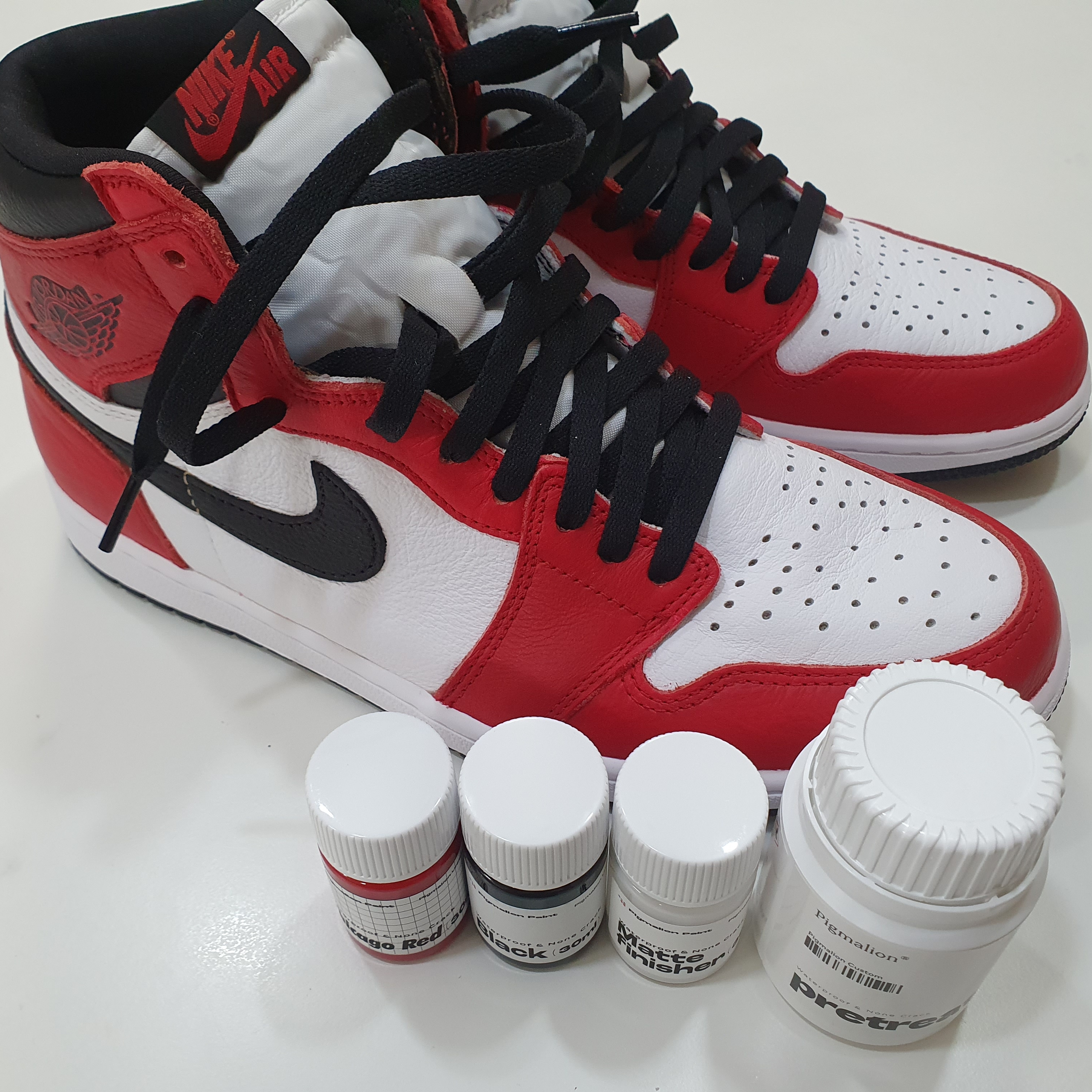 Jordan 1 Retro High OG Light Fusion Red 착용 스타일