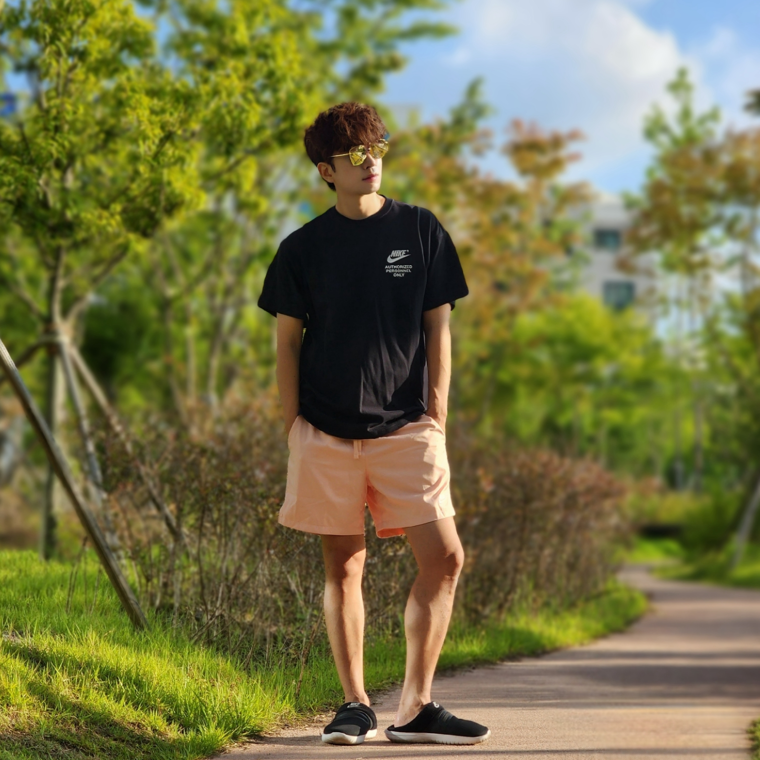 Nike NSW Authorized Personnel T-Shirt Black - US/EU, Nike NSW Authorized Personnel T-Shirt Black - Asia 착용 스타일 - 1