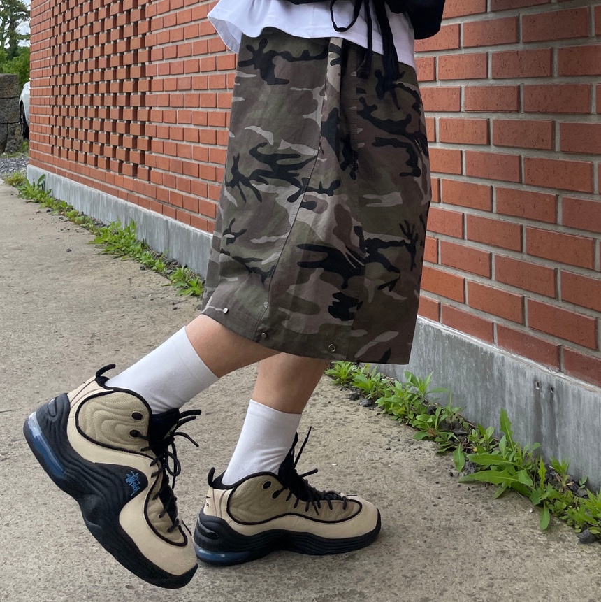 Nike x Stussy Air Penny II Rattan and Limestone 착용 스타일 - 2