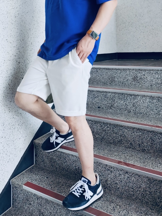 New Balance 990v1 Made in USA Navy 착용 스타일 - 1