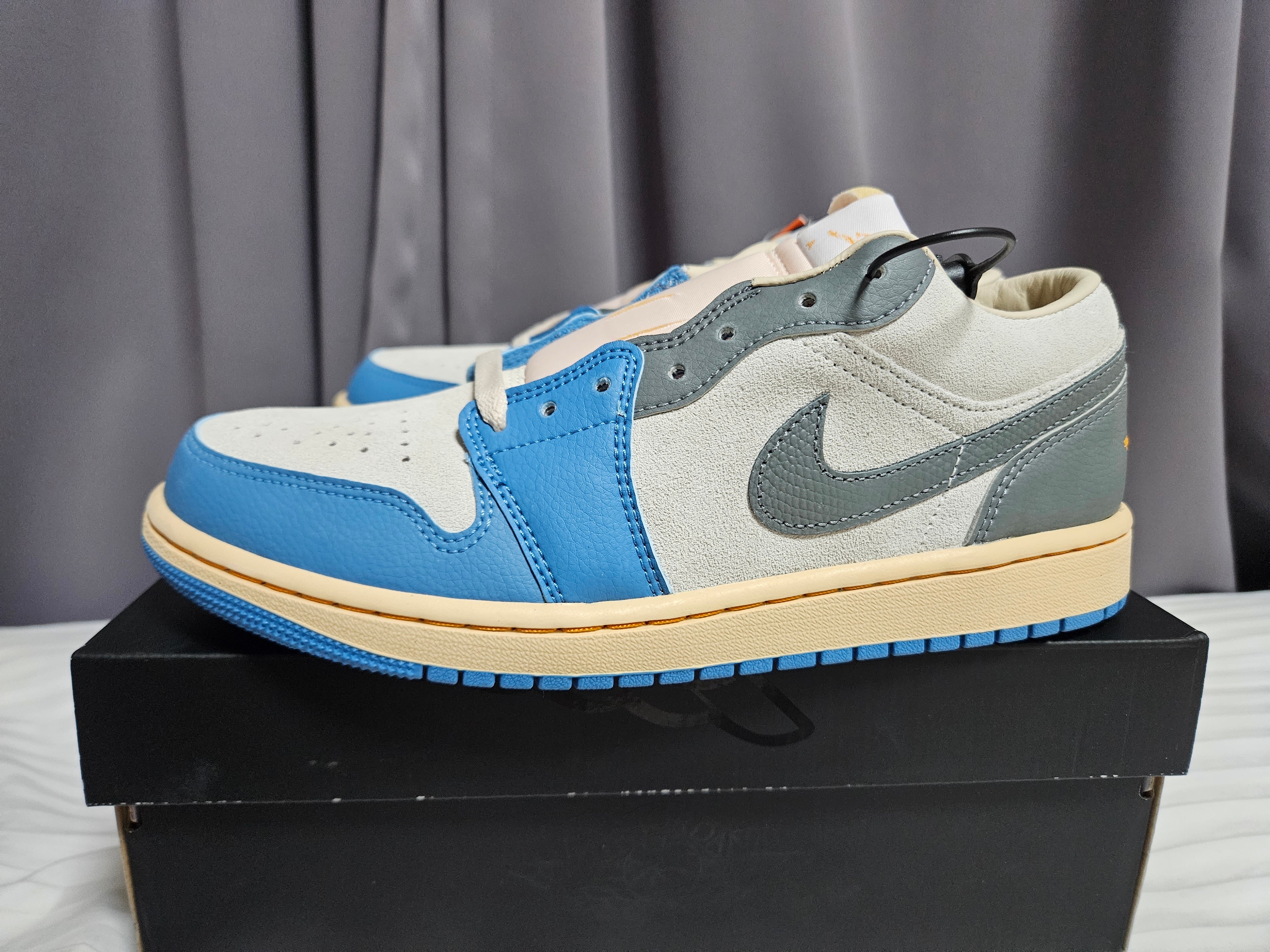 Jordan 1 Low SE Tokyo 96 착용 스타일 - 2