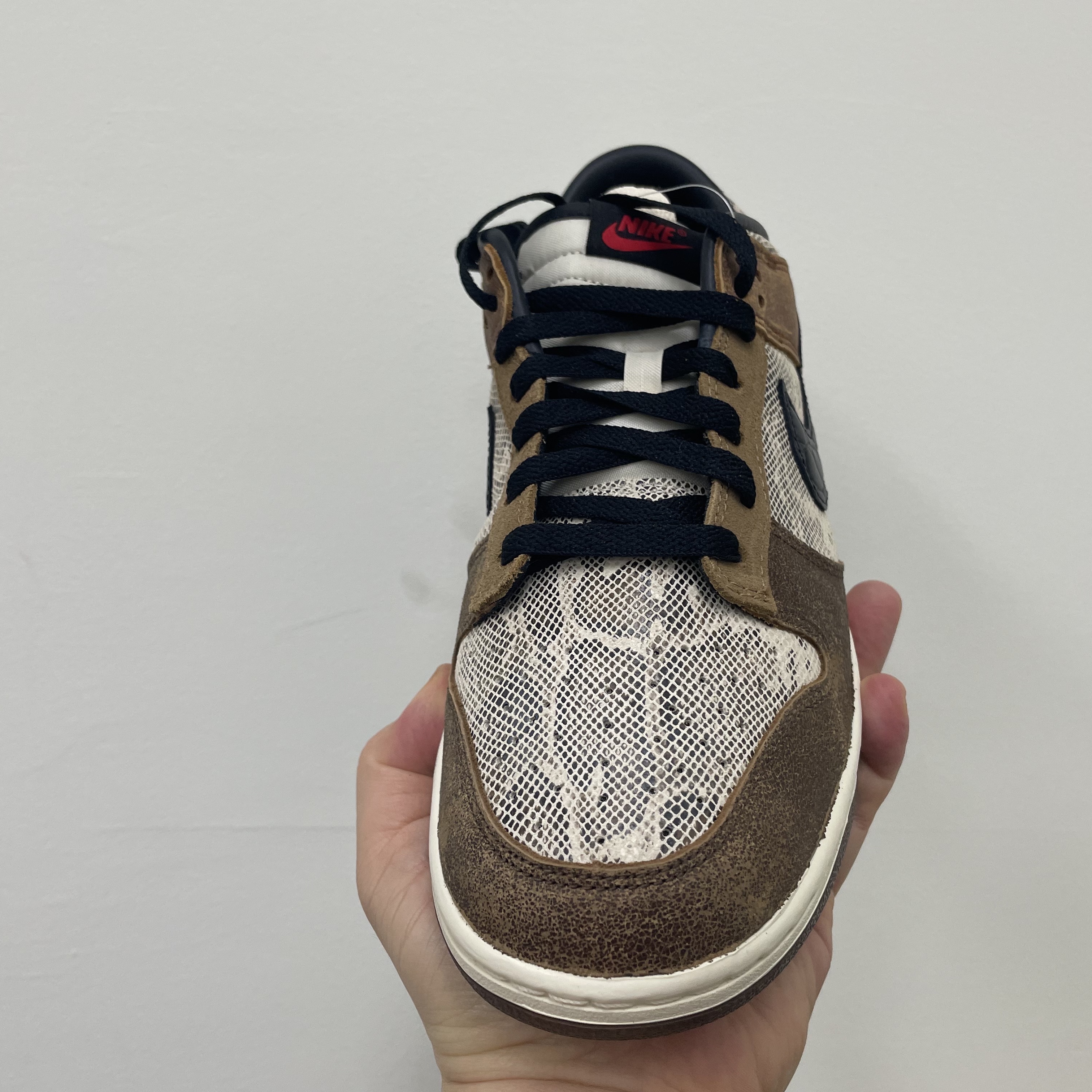 Nike Dunk Low PRM Head to Head 착용 스타일 - 4