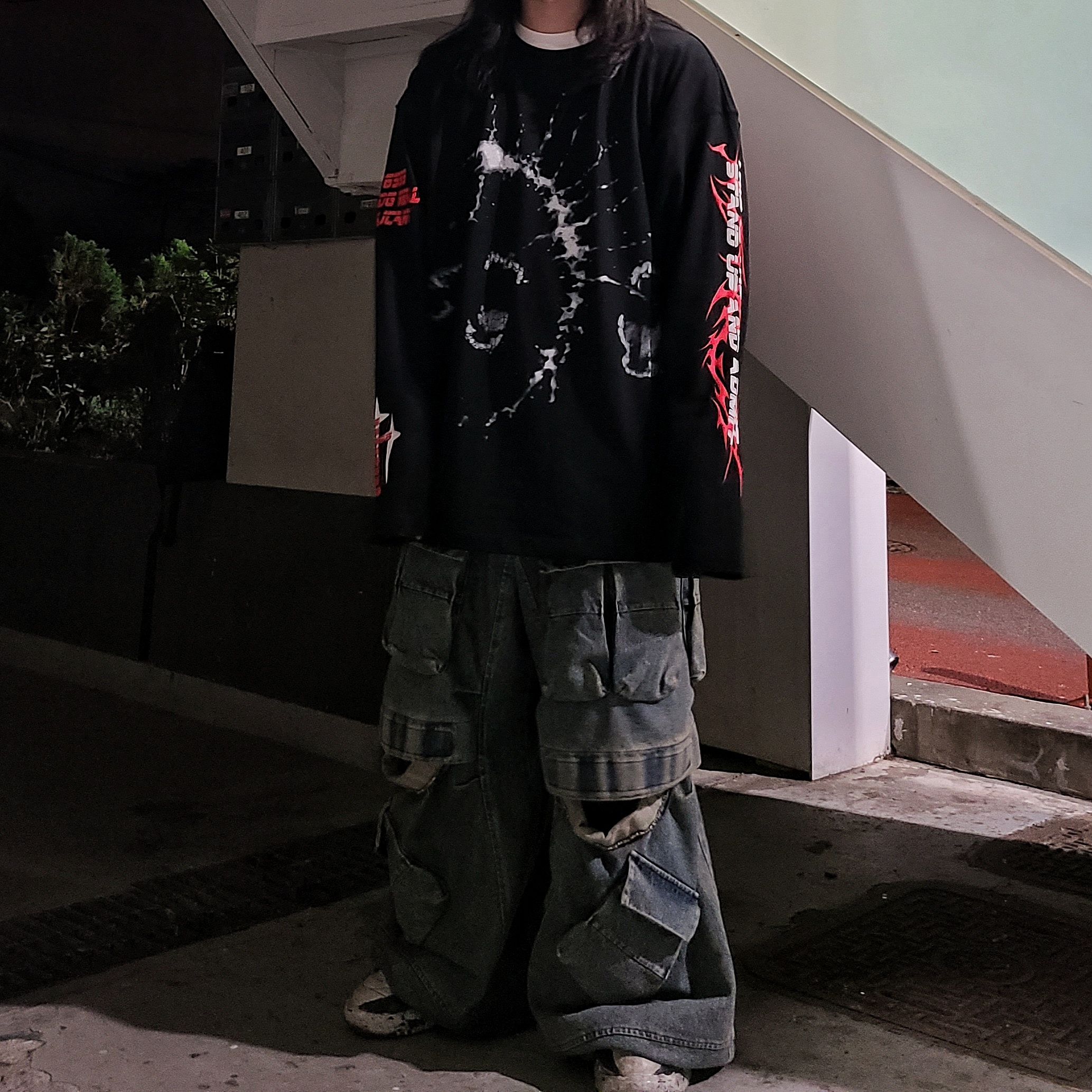 [KREAM 단독] Ourpas 061 Hell Runner Long Sleeve Black 착용 스타일 - 1
