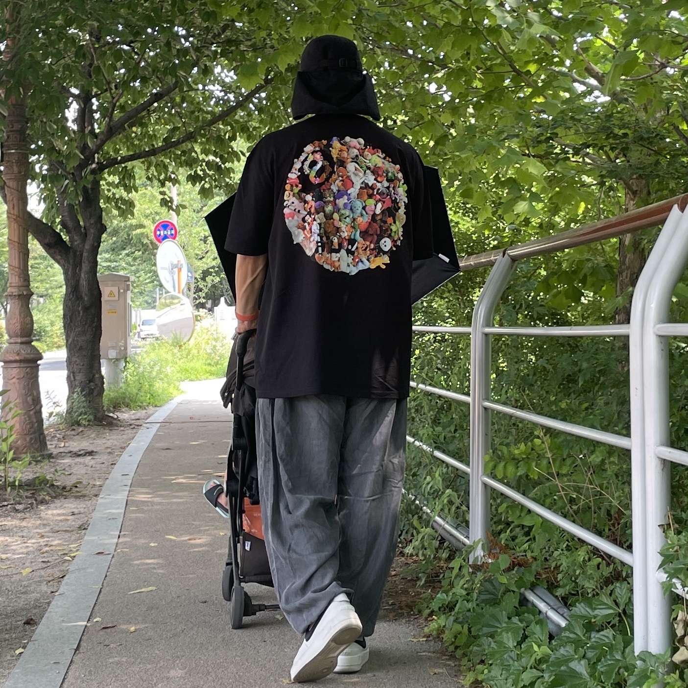 Stussy Plush T-Shirt Black, Nike x Ambush Air Force 1 Low SP Phantom 착용 스타일