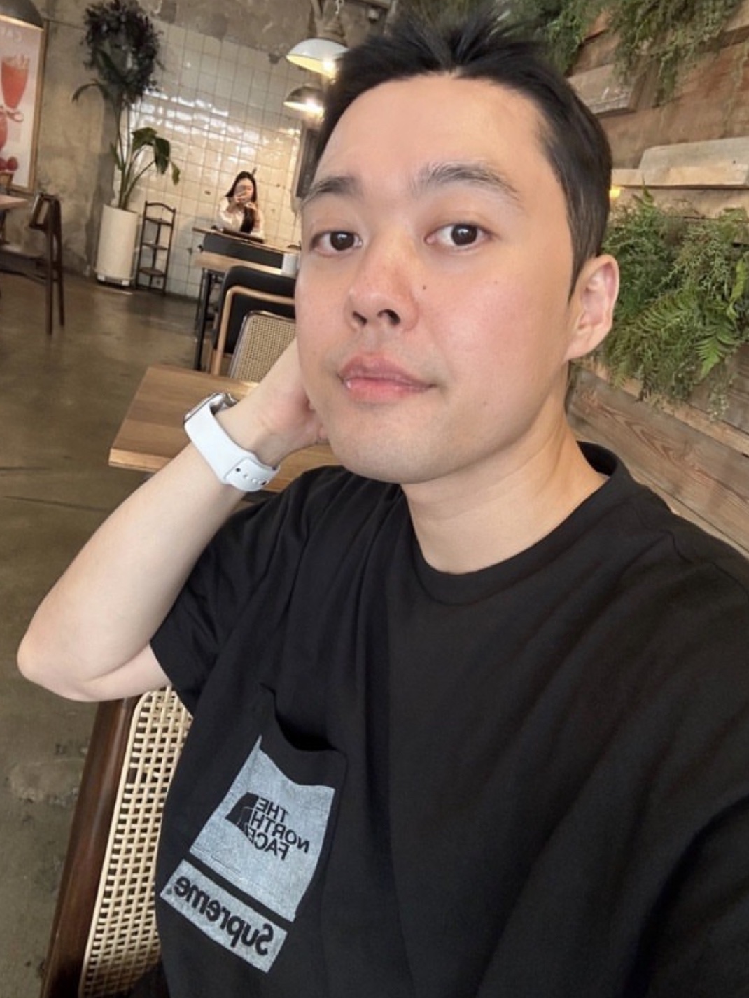 Supreme x The North Face Printed Pocket T-Shirt Black - 23SS 착용 스타일