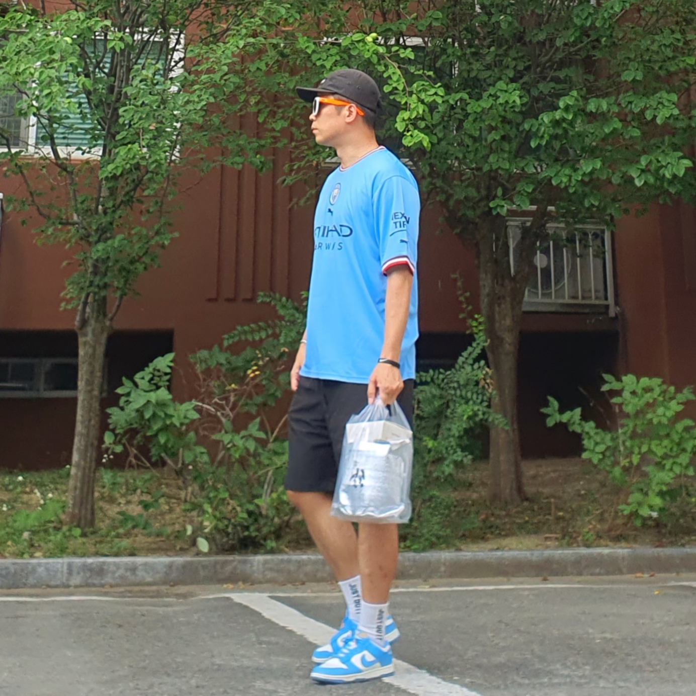 (W) Nike Dunk Low Coast, Supreme Military Camp Cap Black - 20SS 착용 스타일 - 1