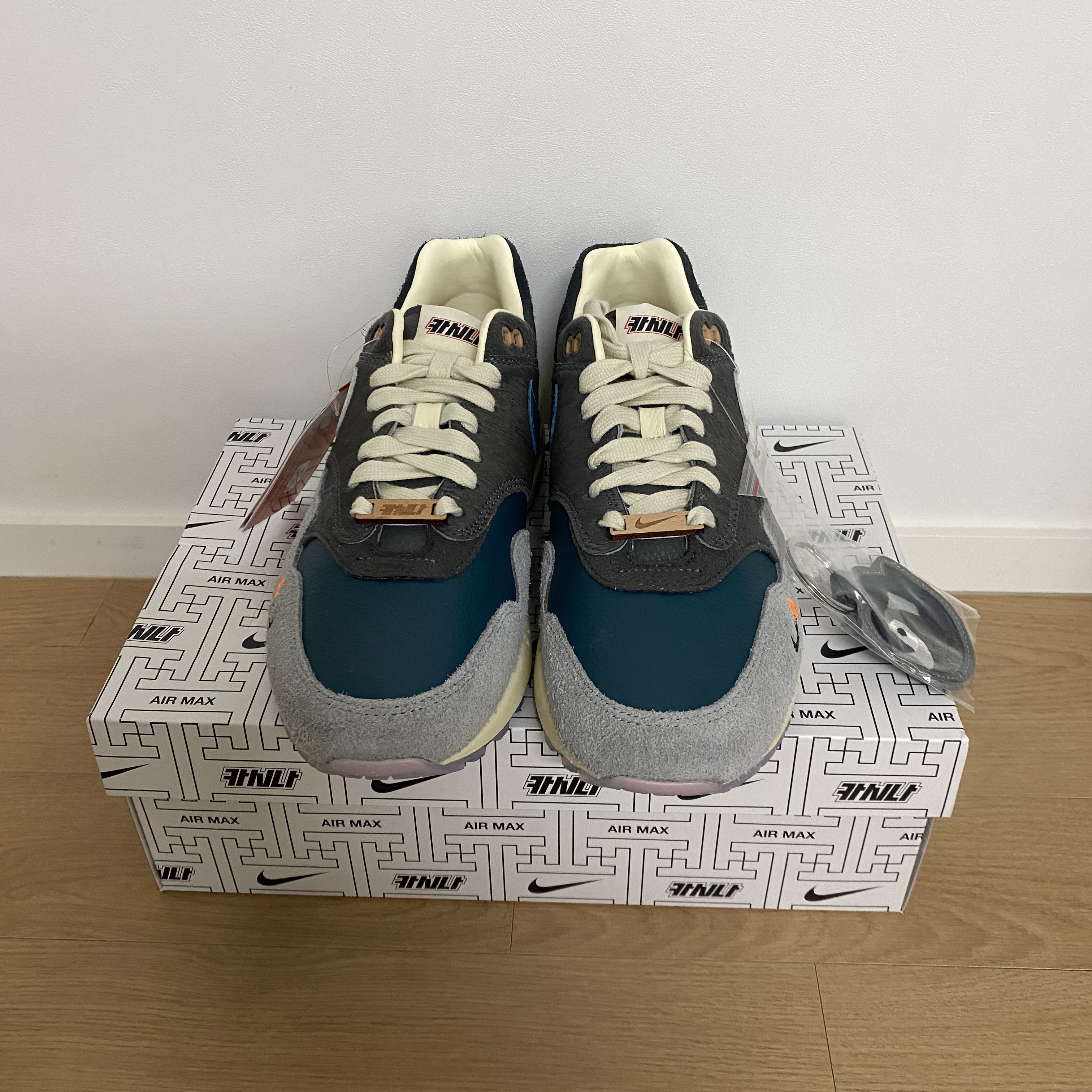 Nike x Kasina Air Max 1 SP Won-Ang Particle Grey 착용 스타일 - 4