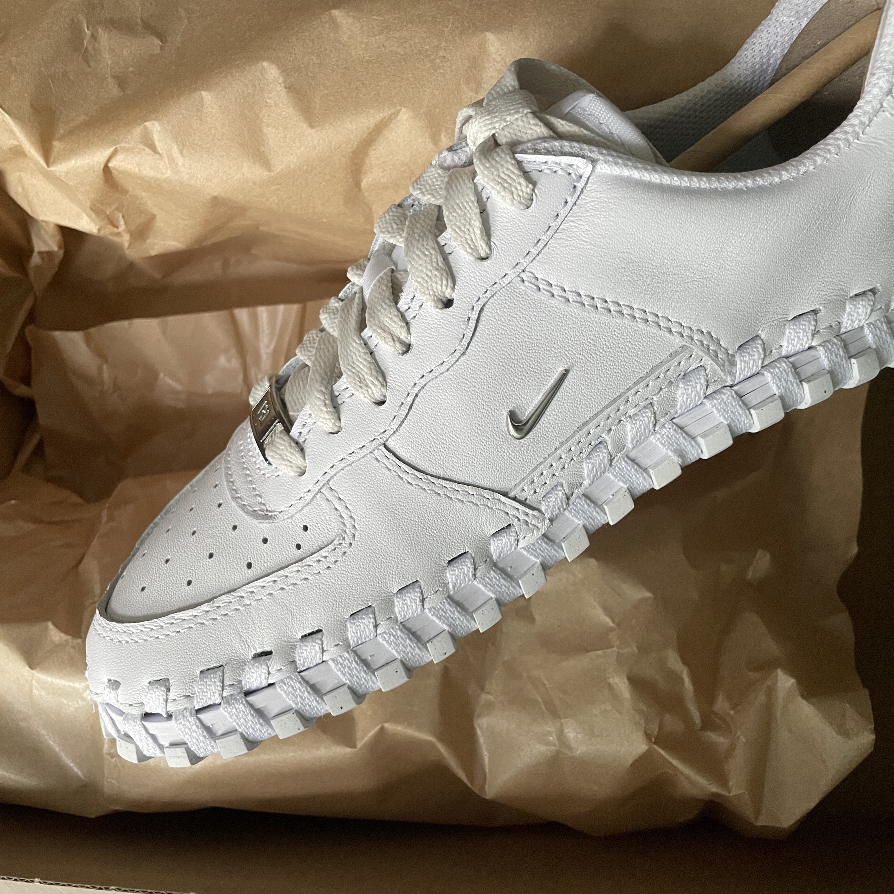 Nike x Jacquemus J Force 1 Low LX SP White 착용 스타일