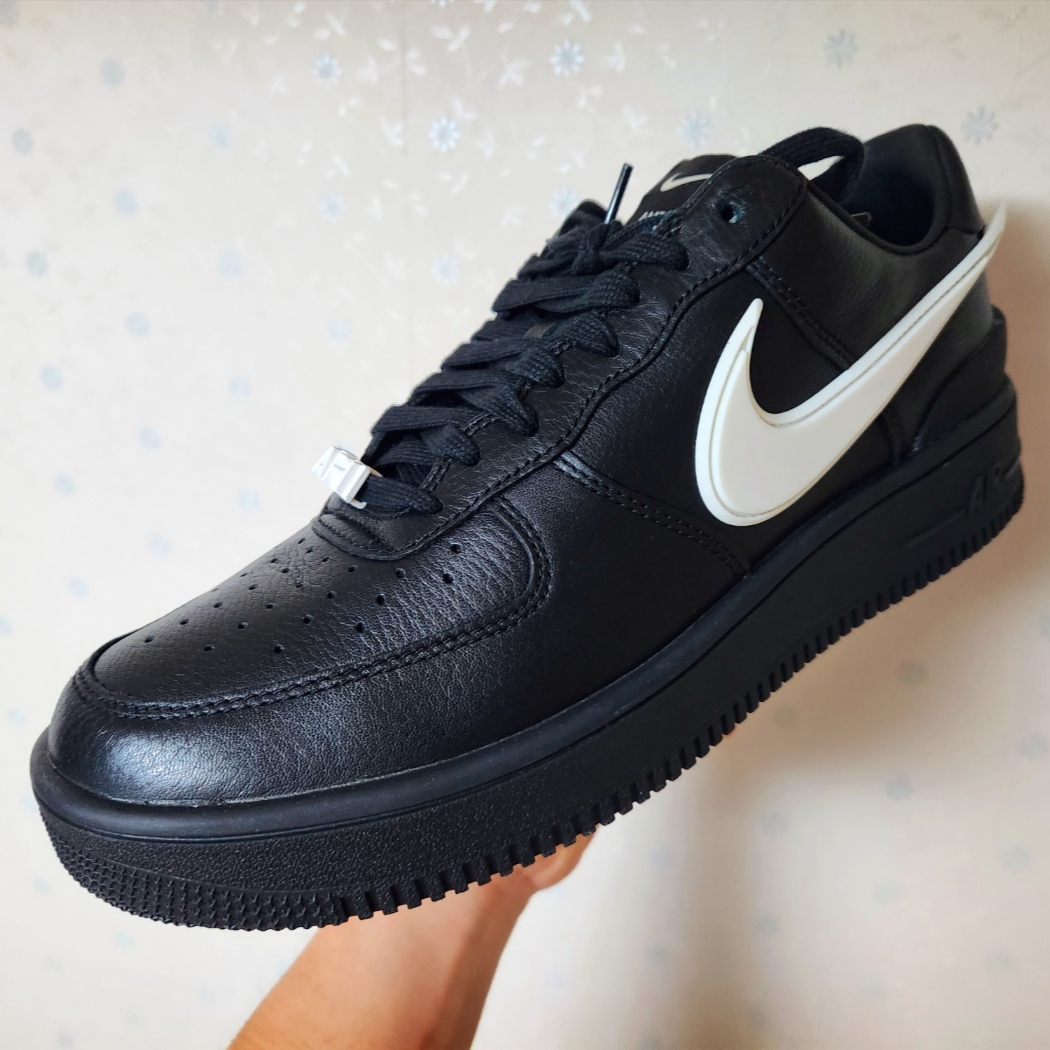 Nike x Ambush Air Force 1 Low SP Black 착용 스타일 - 1