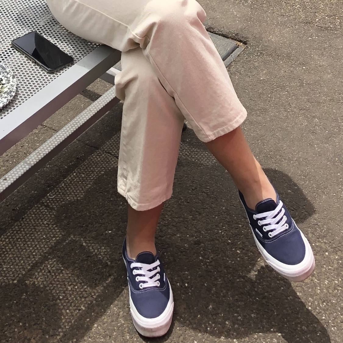 Vans Vault OG Authentic LX Navy 착용 스타일 - 2