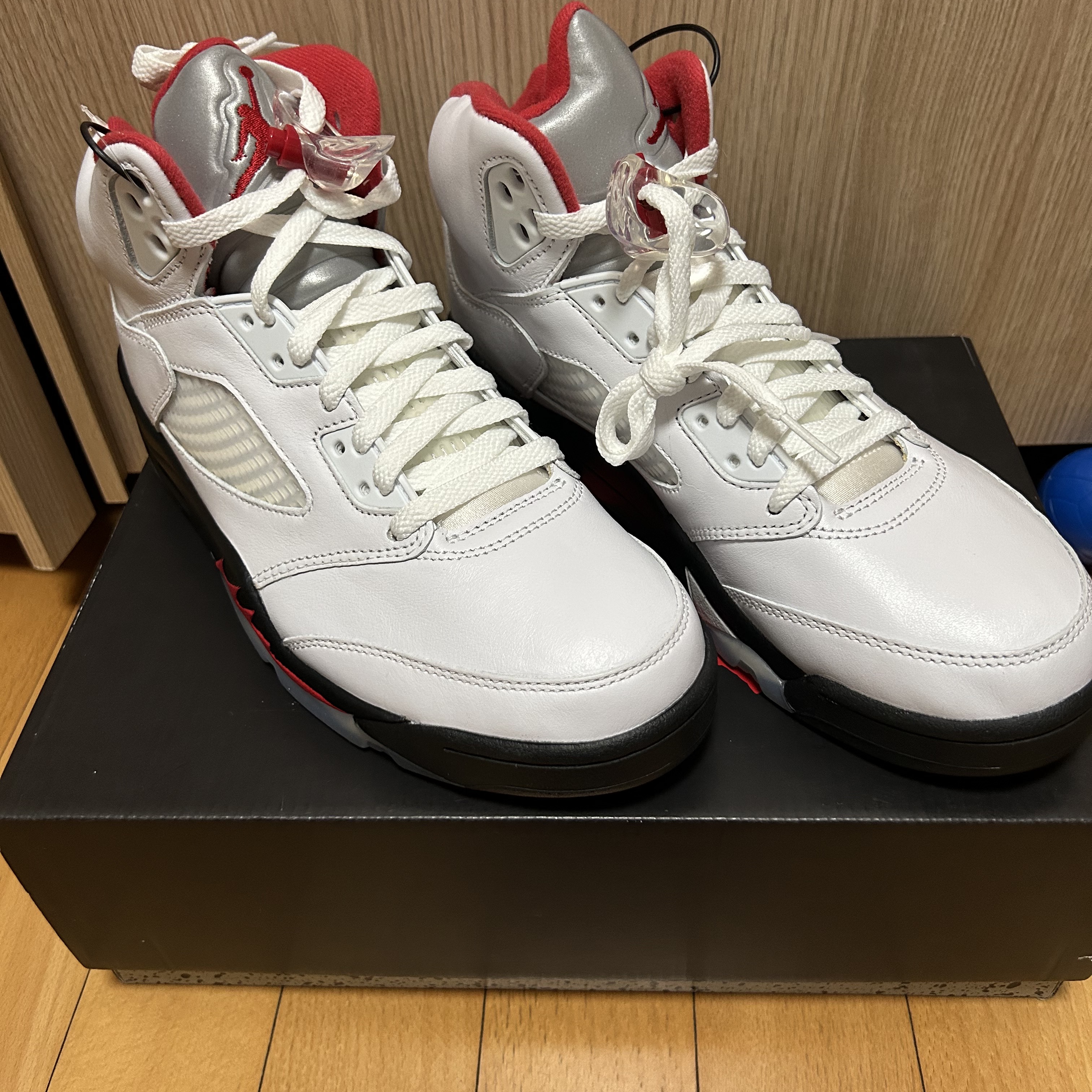 Jordan 5 Retro Fire Red Silver Tongue 2020 착용 스타일