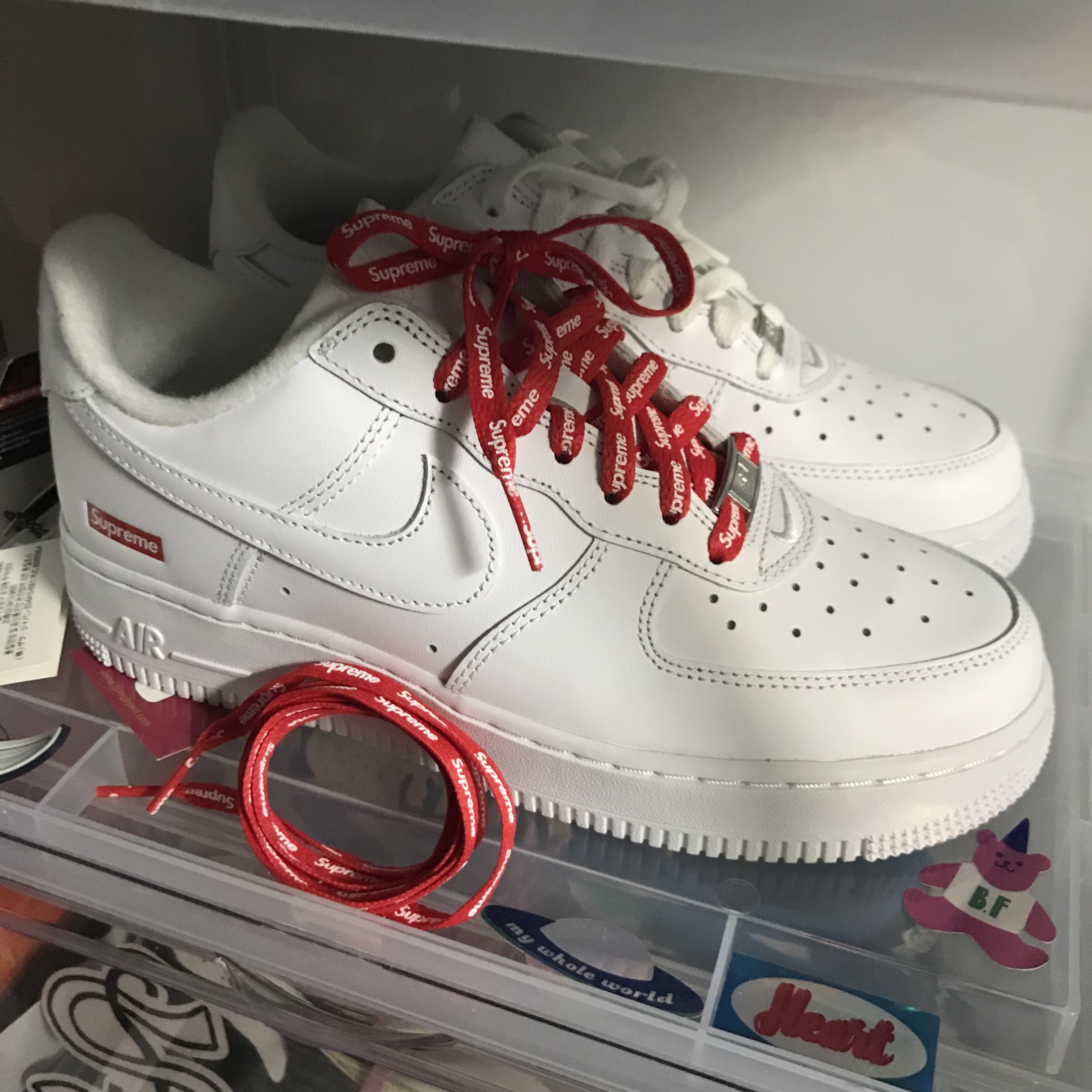 Nike x Supreme Air Force 1 Low White 착용 스타일