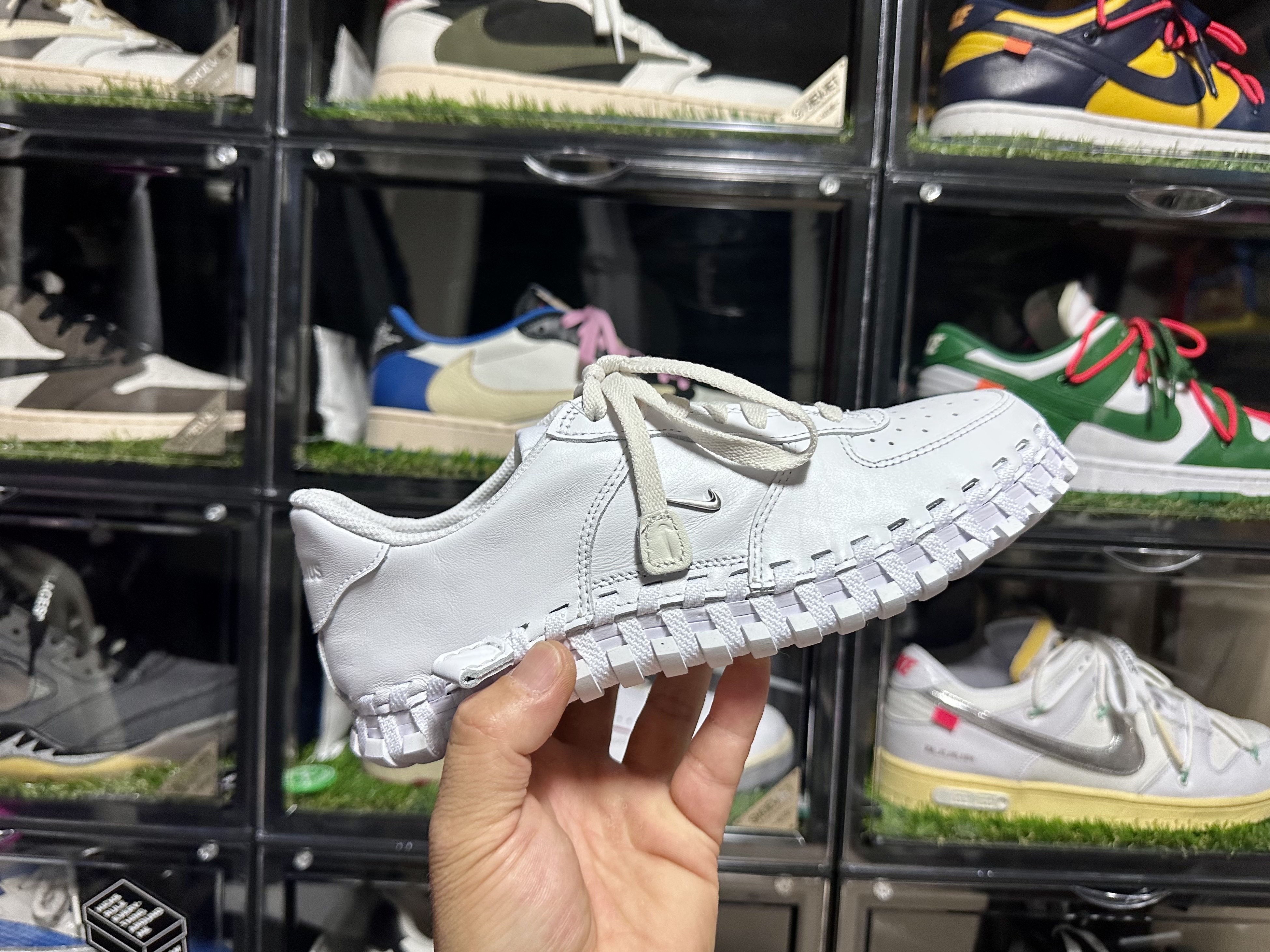 Nike x Jacquemus J Force 1 Low LX SP White 착용 스타일 - 1
