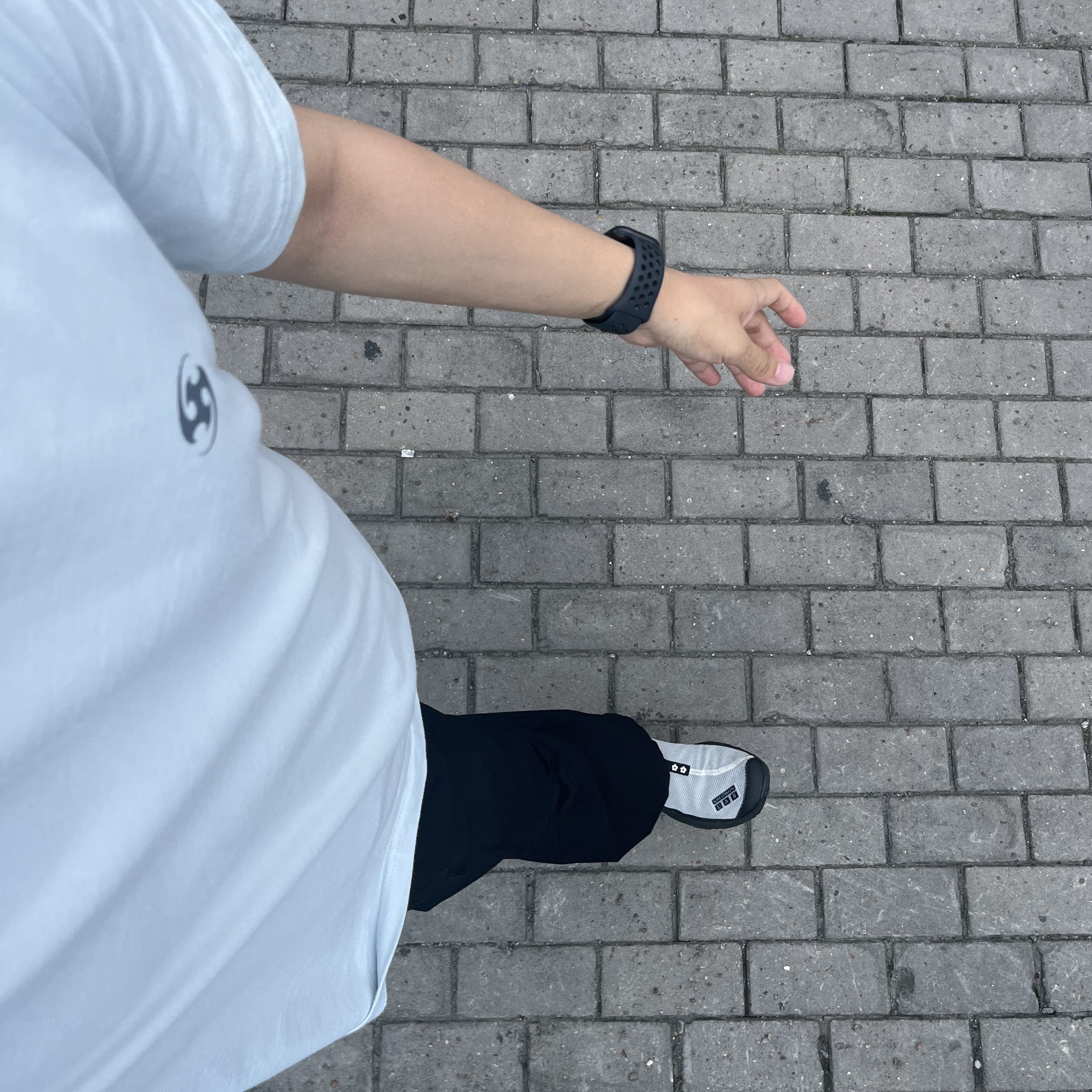 Salomon x Sandy Liang RX Moc 3.0 Black White, Sansan Gear Logo T-Shirt Sky Blue - 22SS 착용 스타일