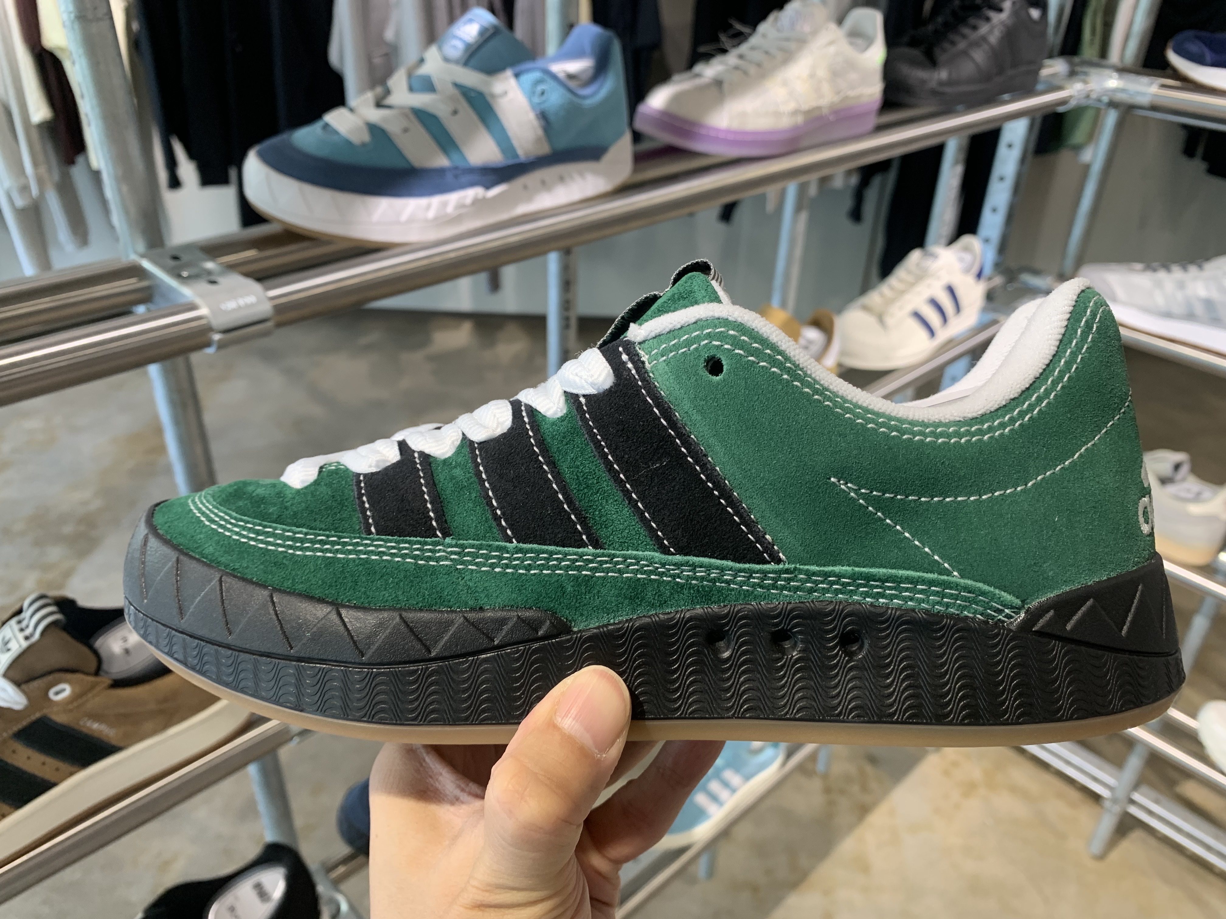 Adidas x YNuK Adimatic Dark Green Core Black 착용 스타일 - 1