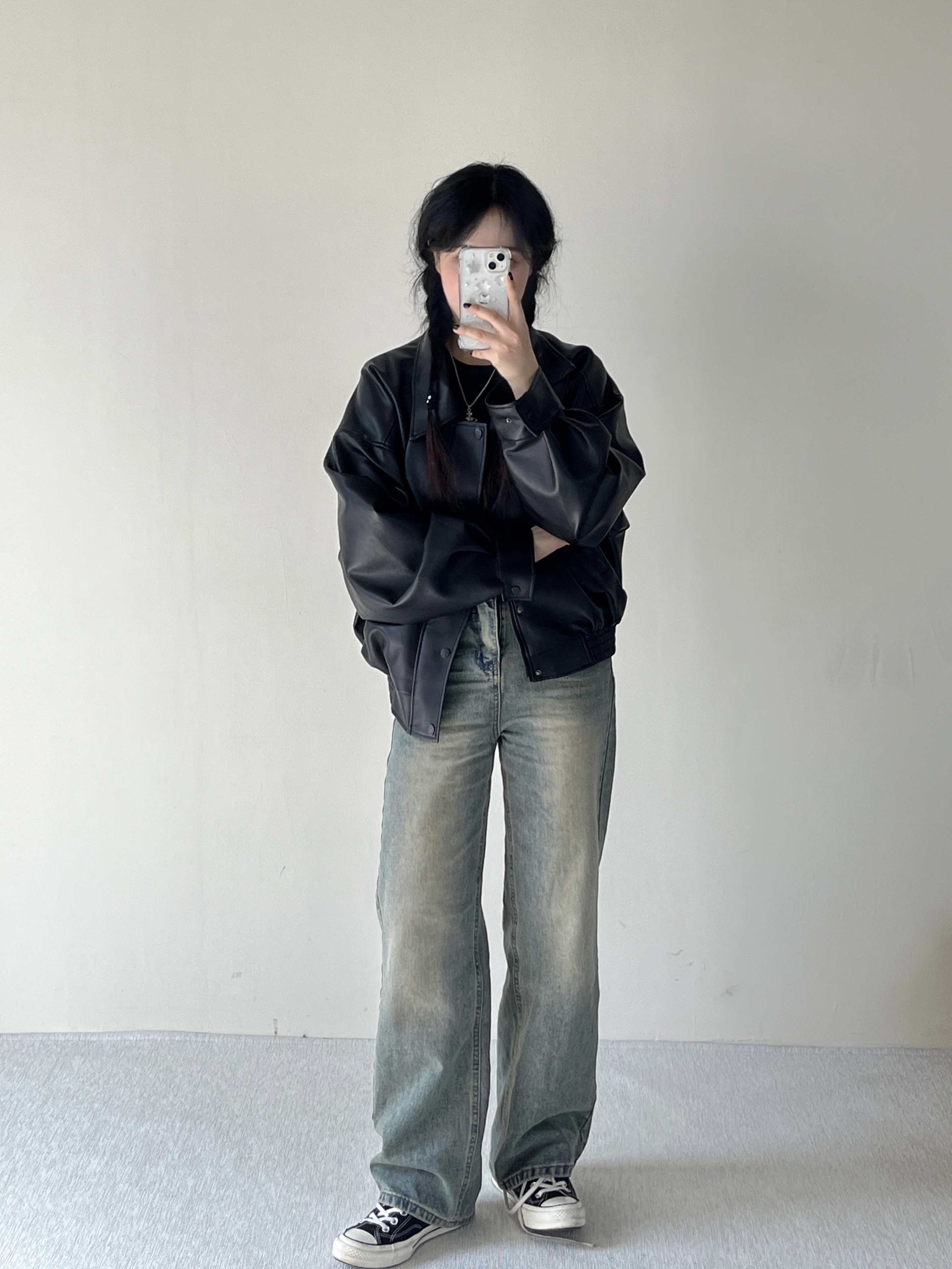 Converse Chuck 70 Hi Black 착용 스타일 - 1