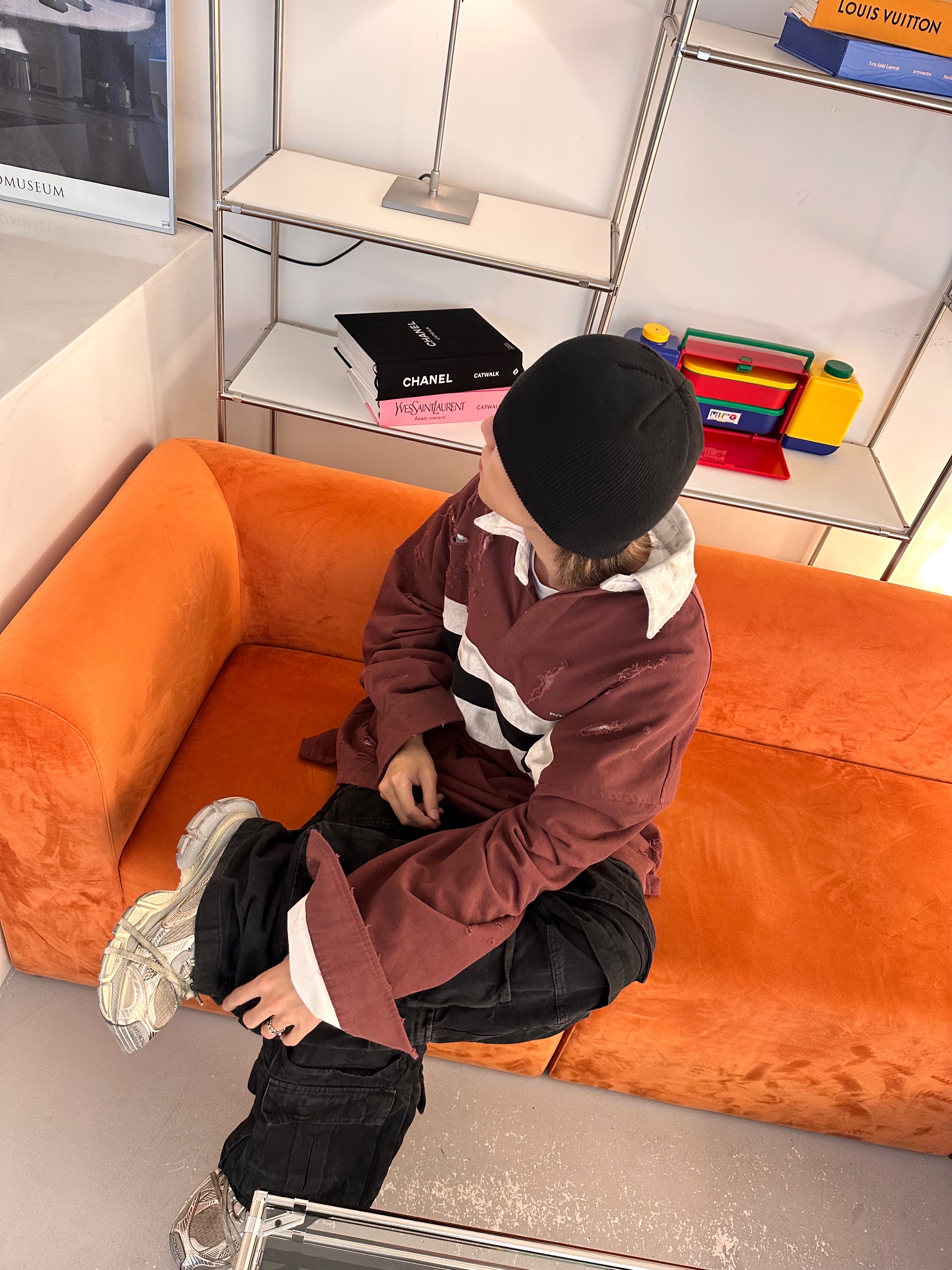Project G/R Bullied Polo Shirts Burgundy, Project G/R Crinkle Denim Cargo Pants Black 착용 스타일 - 2