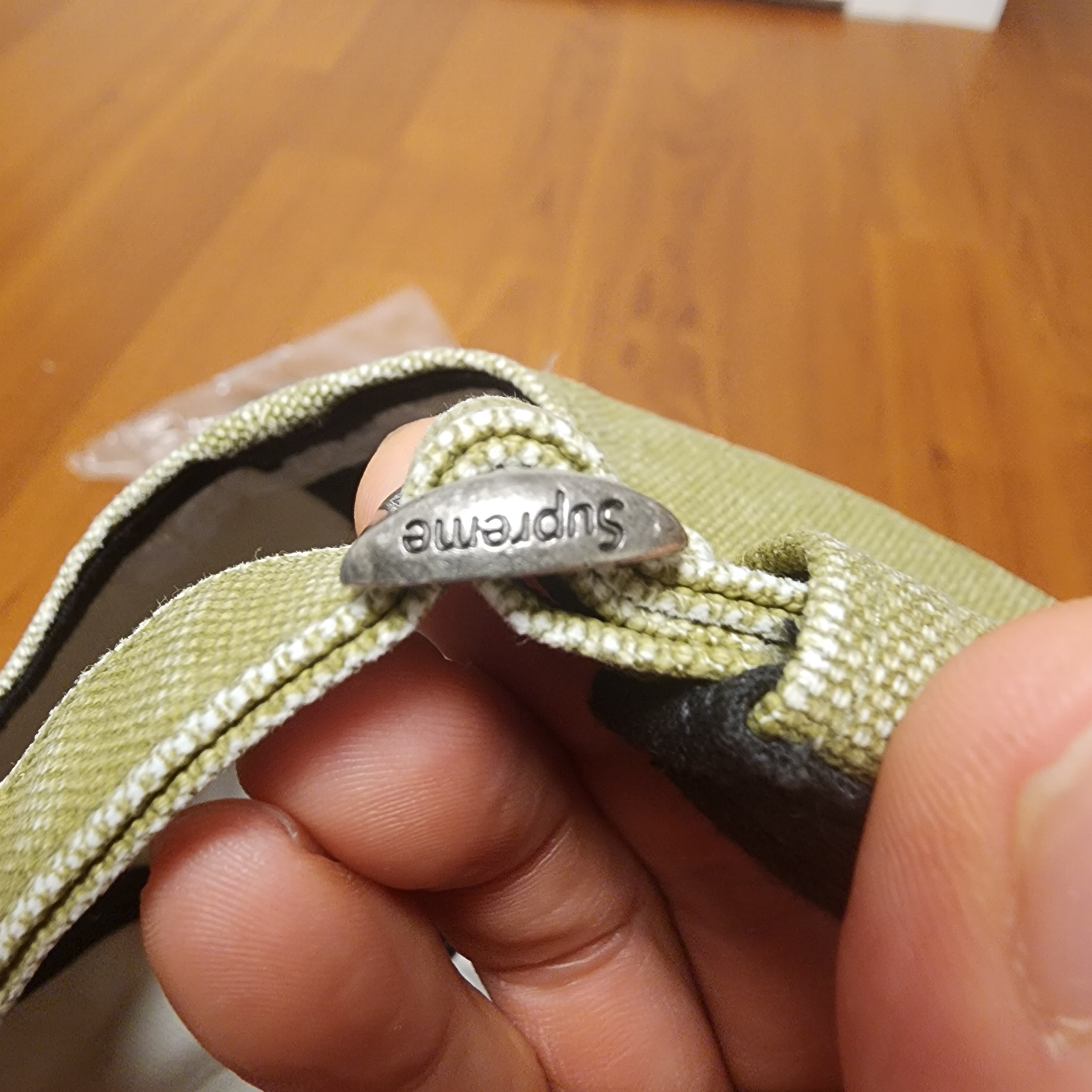 Supreme Pigment Canvas S Logo 6-Panel Olive - 23SS 착용 스타일 - 3