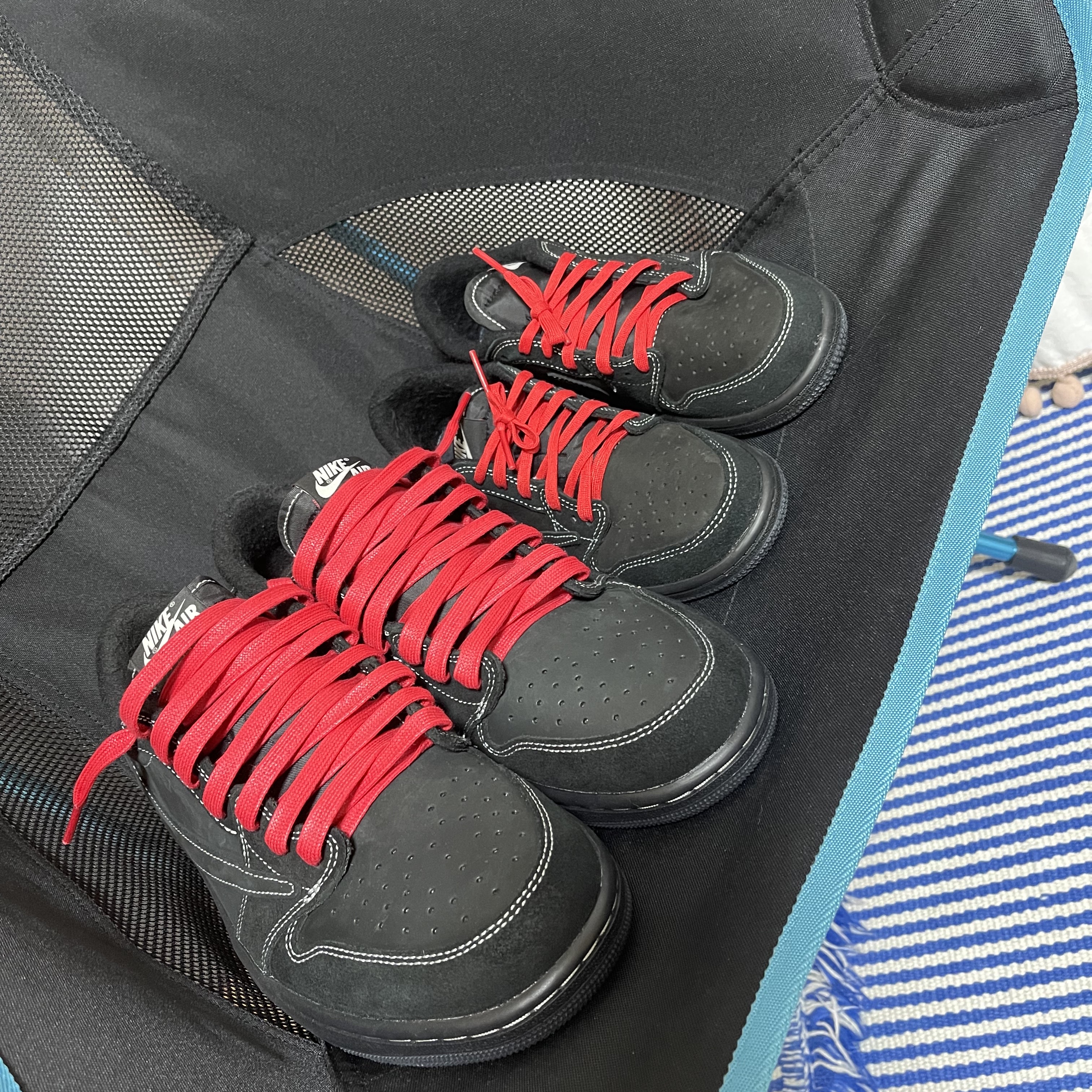 Jordan 1 x Travis Scott Retro Low OG SP Black Phantom 착용 스타일 - 2
