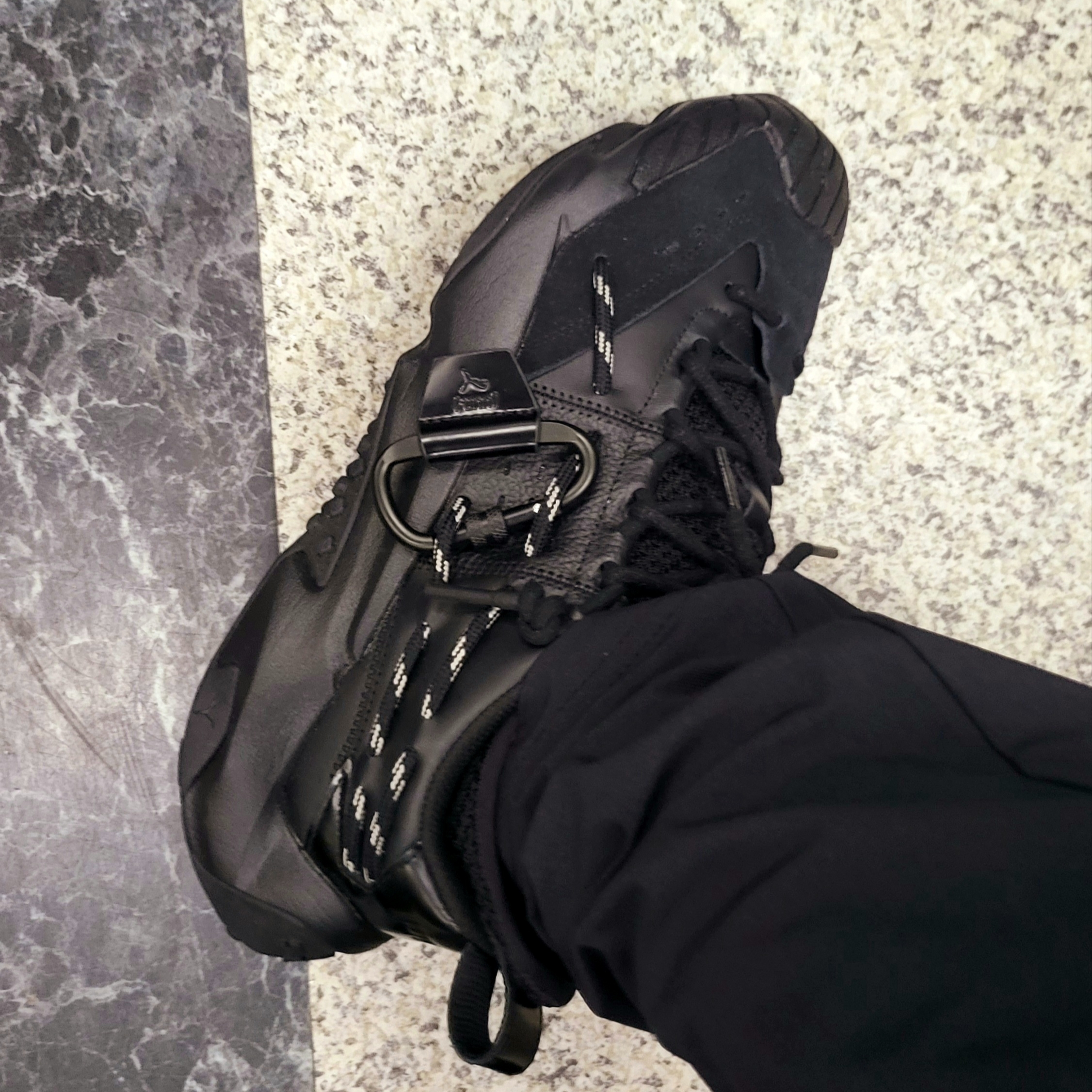 Puma x Juun.J Plexus Black 착용 스타일