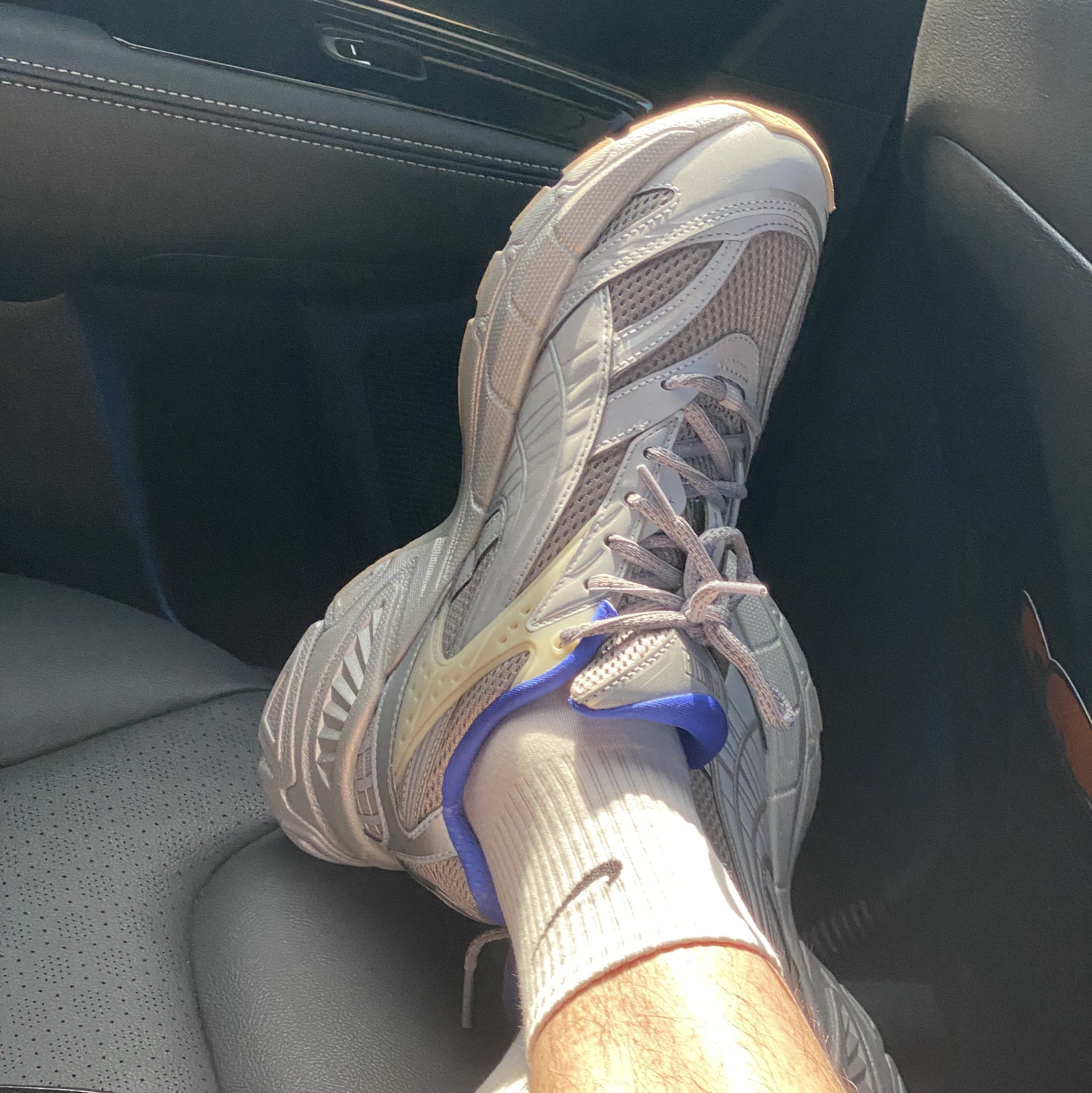 Puma Velophasis Matte Silver Royal Sapphire 착용 스타일