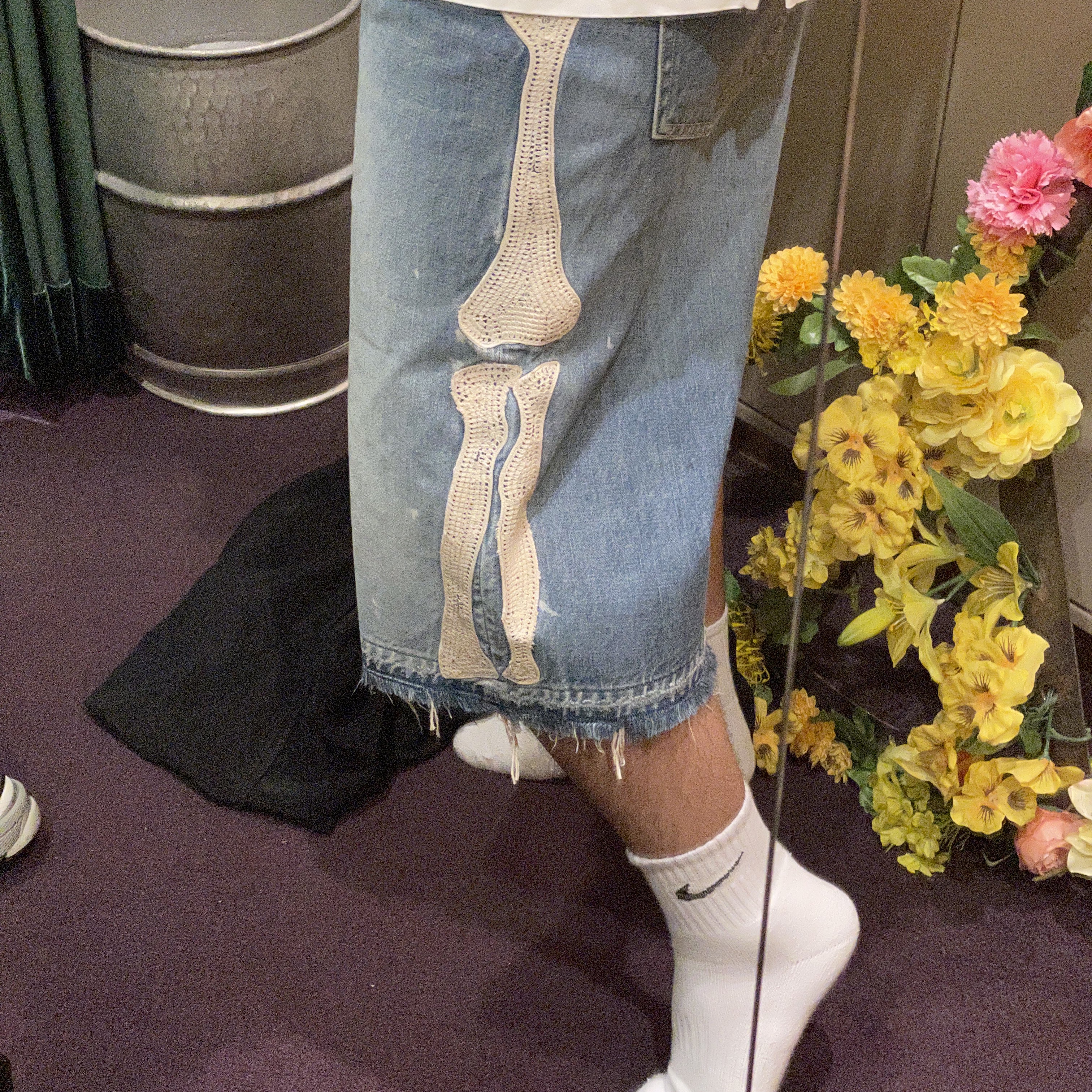 Kapital 14 oz. Denim 5P Bone Embroidery Short Pants Indigo (Processing) 착용 스타일 - 1