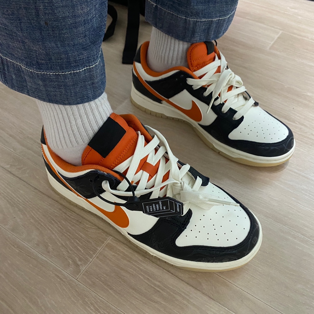 Nike Dunk Low Retro PRM Halloween 착용 스타일