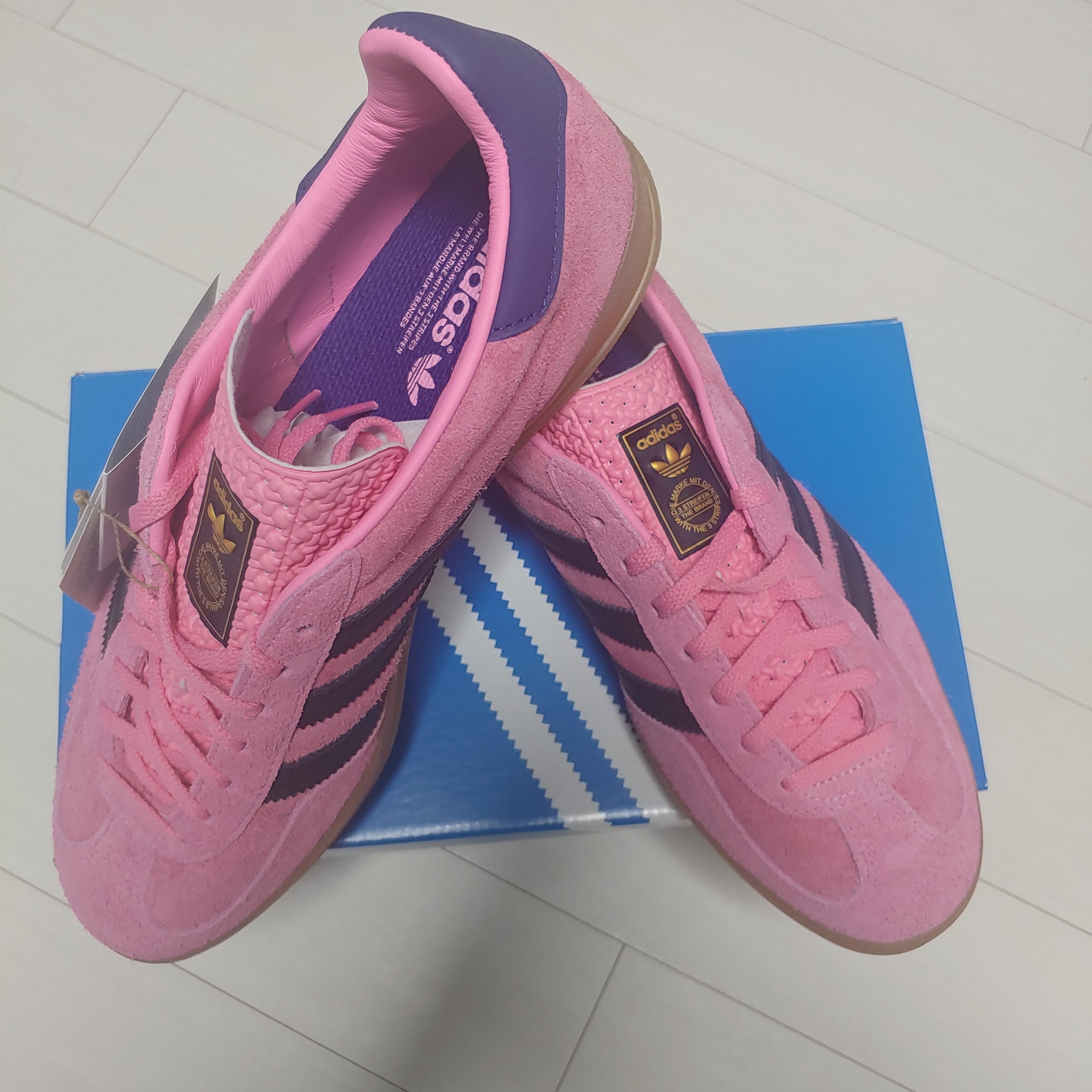 (W) Adidas Gazelle Indoor Bliss Pink 착용 스타일 - 1