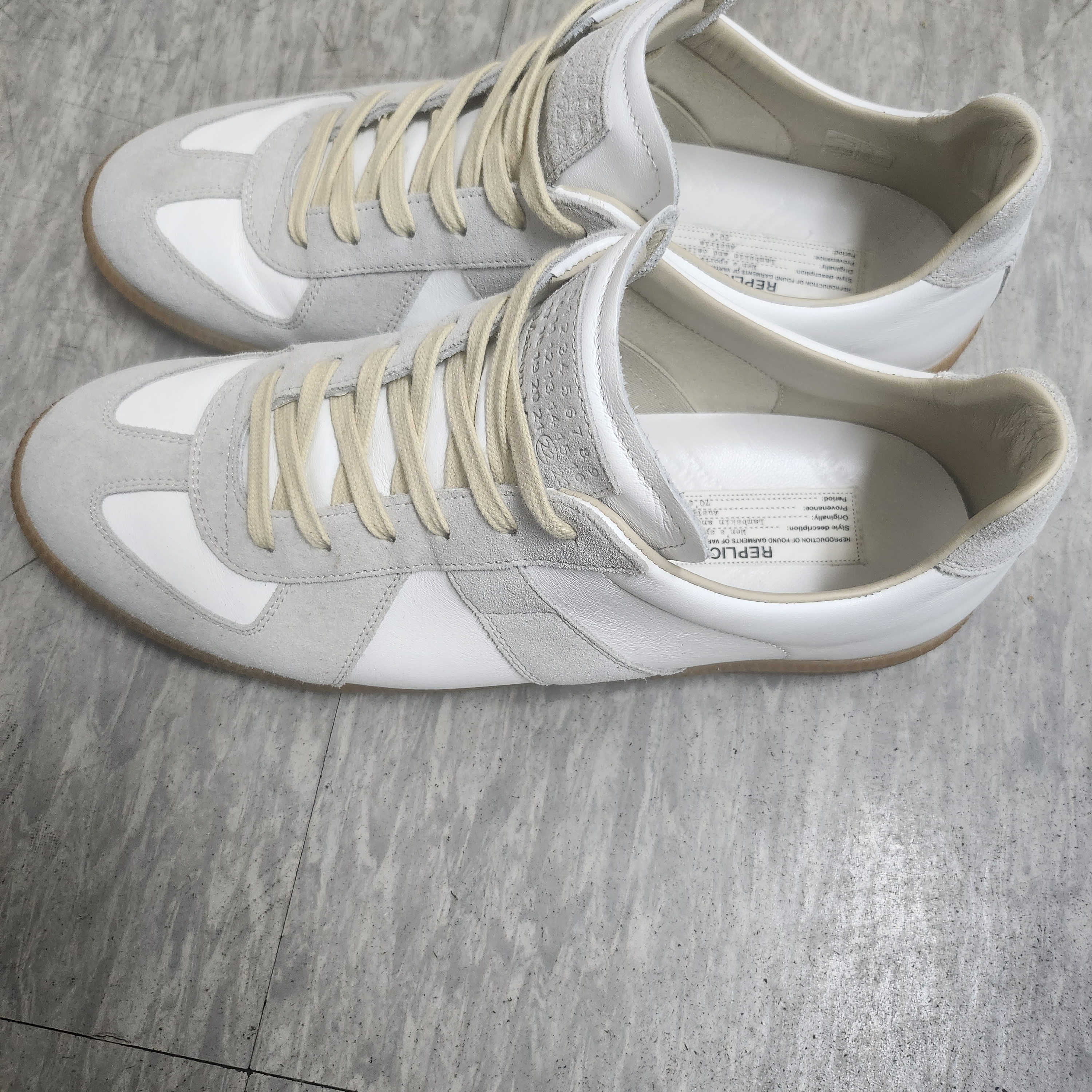 Maison Margiela Calfskin Replica Sneakers 착용 스타일 - 2