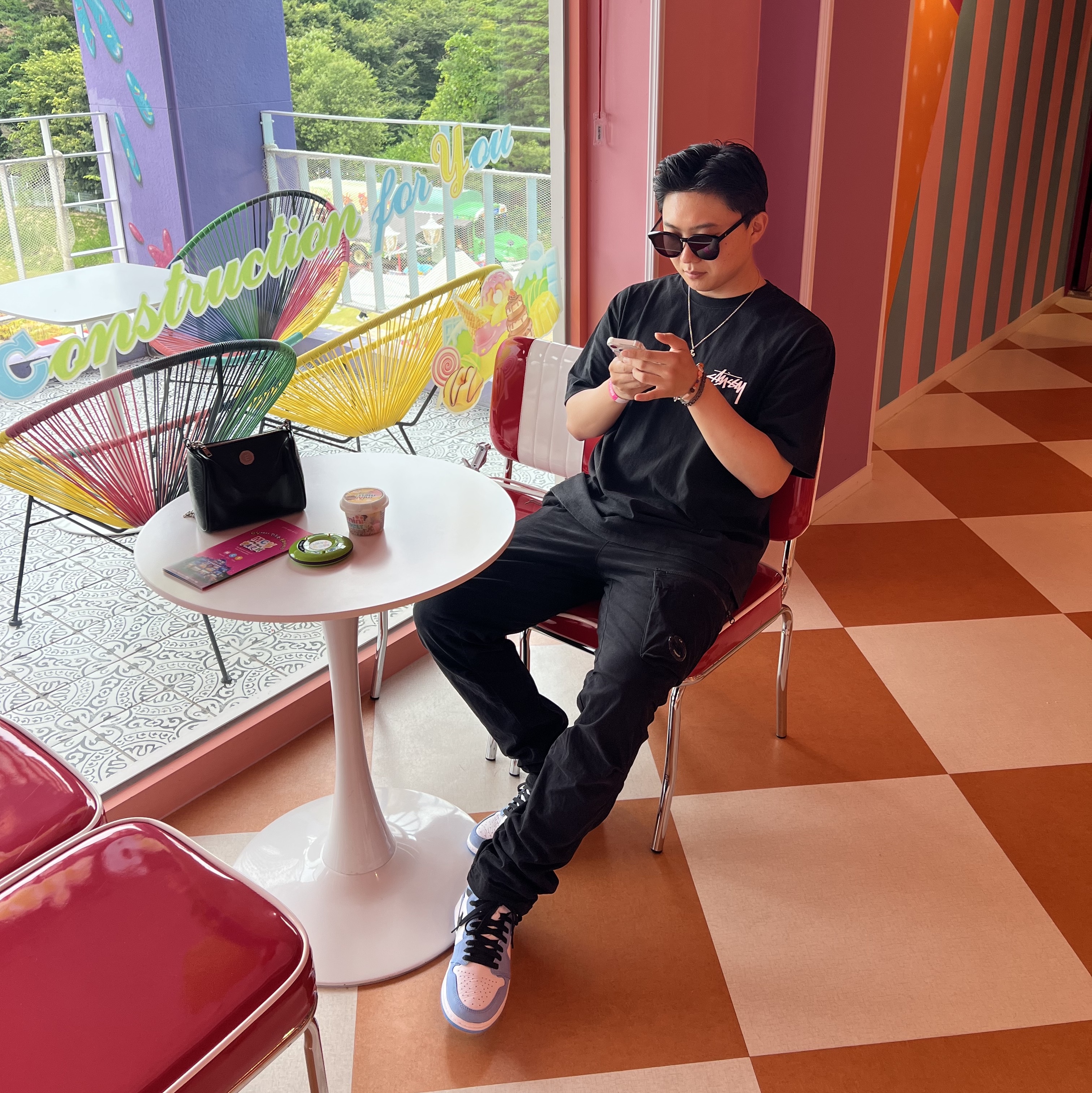C.P. Company Stretch Sateen Loose Fit Pants Black - 22FW, Jordan 1 Retro High OG University Blue 착용 스타일