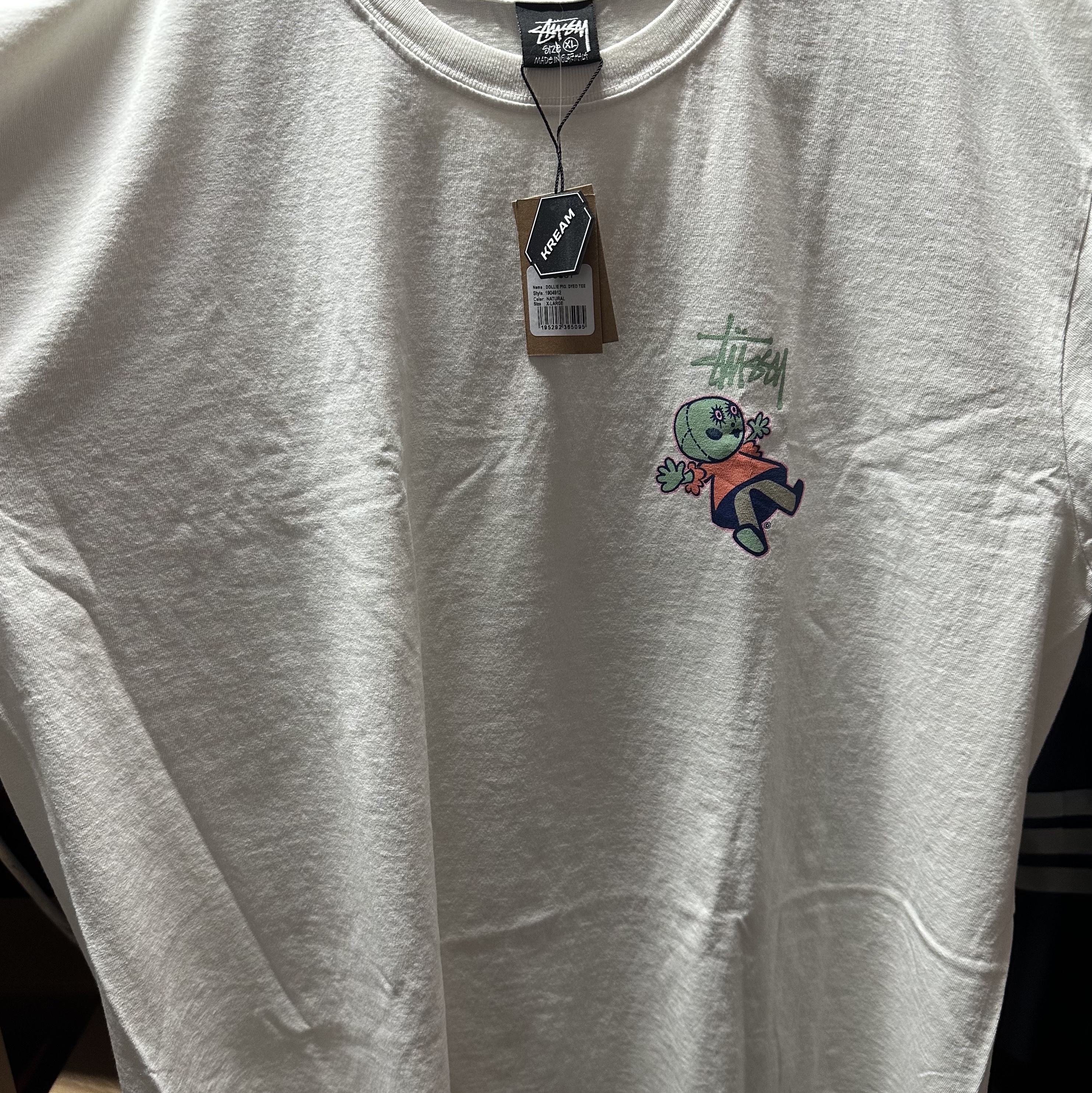 Stussy Dollie Pigment Dyed T-Shirt Natural 착용 스타일 - 1