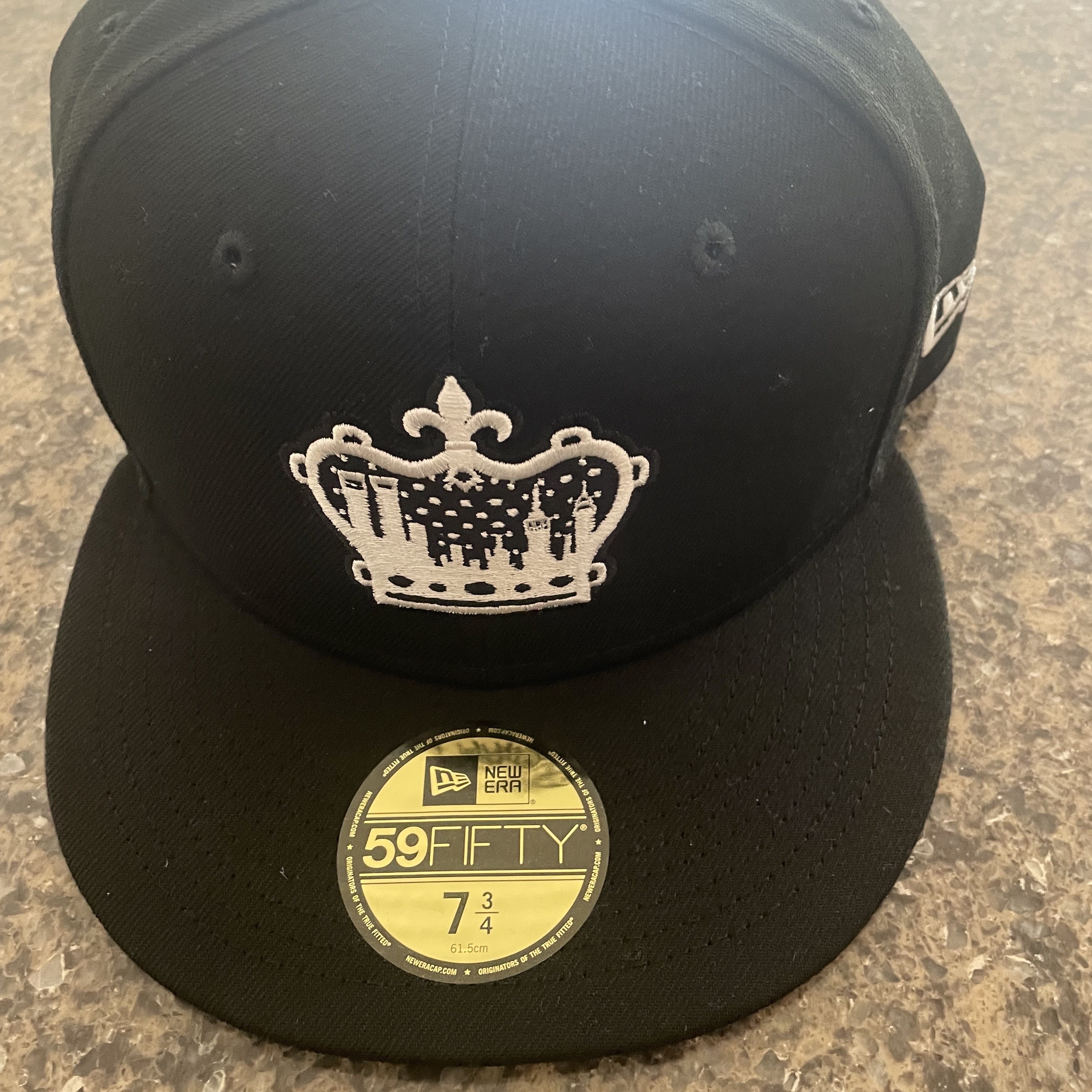 Supreme King of New York New Era Black - 23SS 착용 스타일