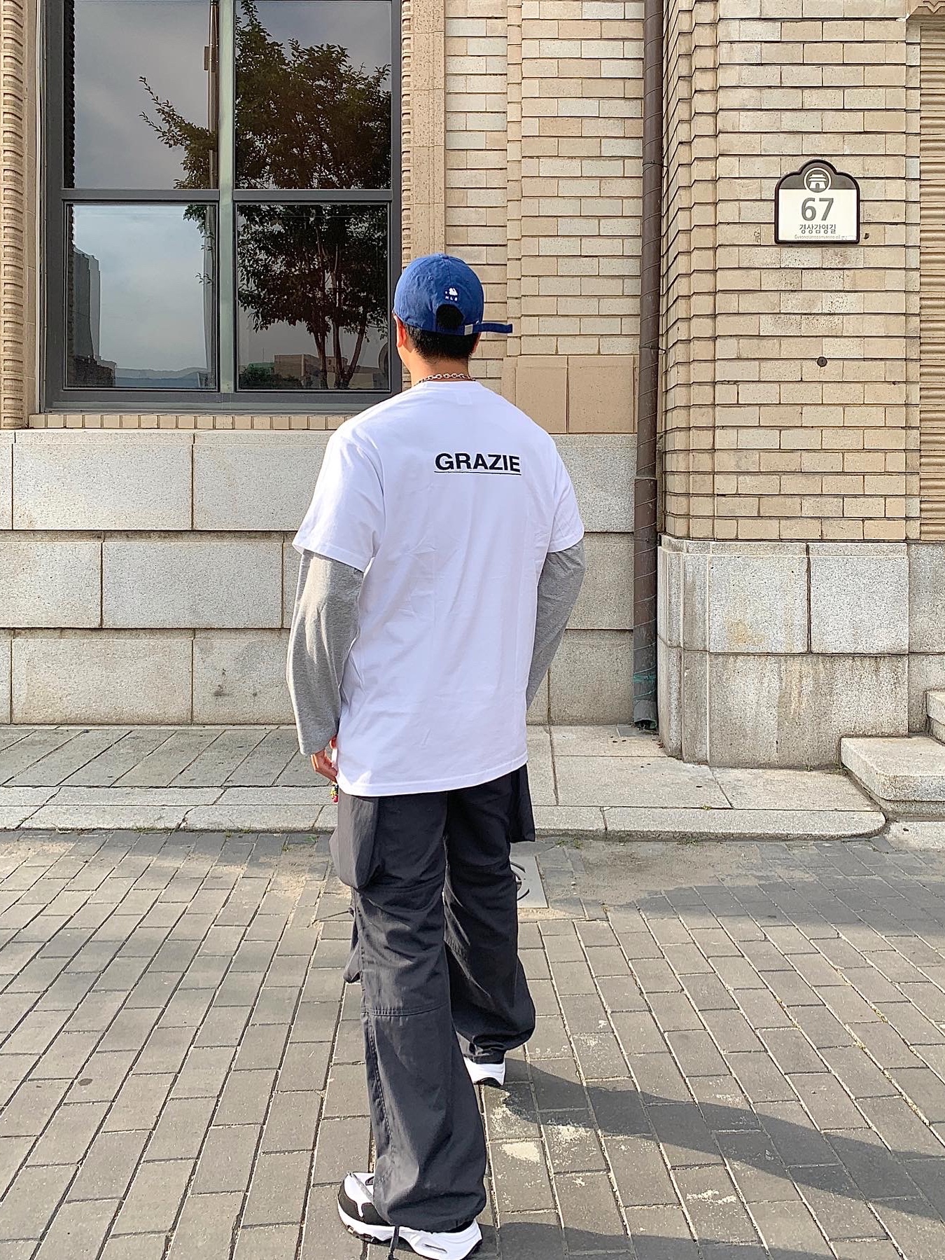 Supreme Milan Box Logo T-Shirt White - 21SS, Nike x Comme des Garcons Homme Plus Air Max Sunder SP White Black 착용 스타일 - 2
