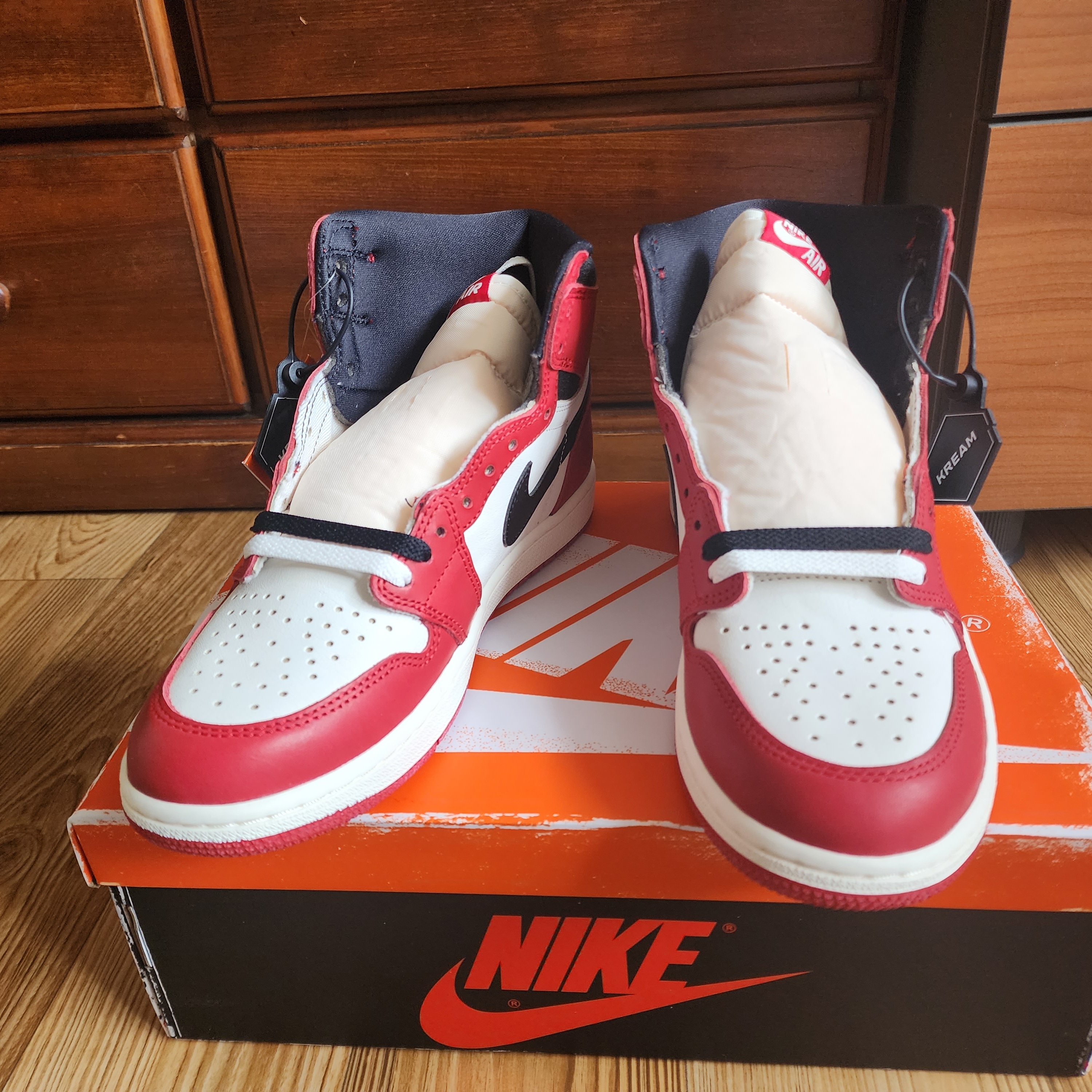 Jordan 1 Retro High OG Chicago 2022 착용 스타일 - 4