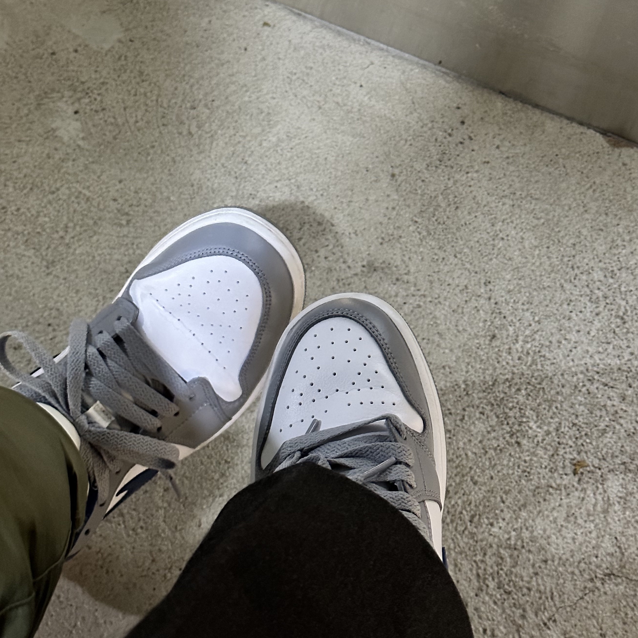 (W) Jordan 1 Low White Grey Blue 착용 스타일