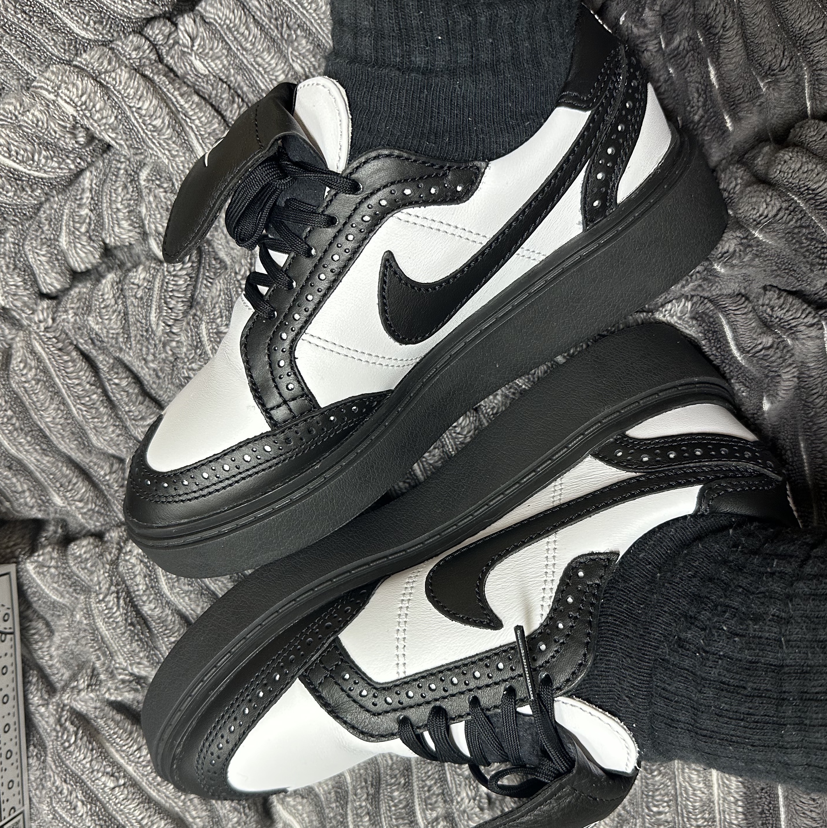 Nike x Peaceminusone Kwondo1 Black and White 착용 스타일 - 2