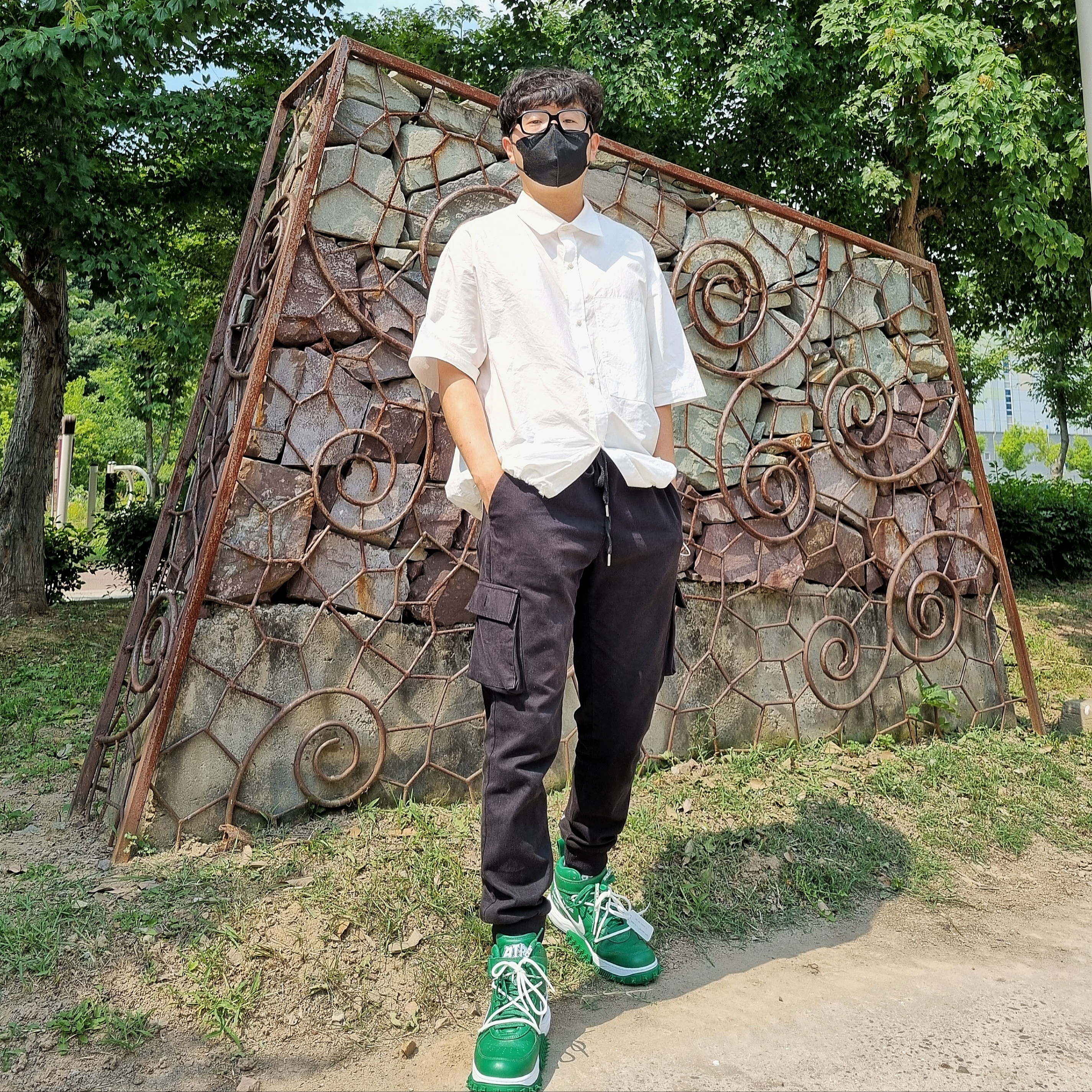 Nike x Off-White Air Force 1 Mid SP Leather Pine Green 착용 스타일 - 4