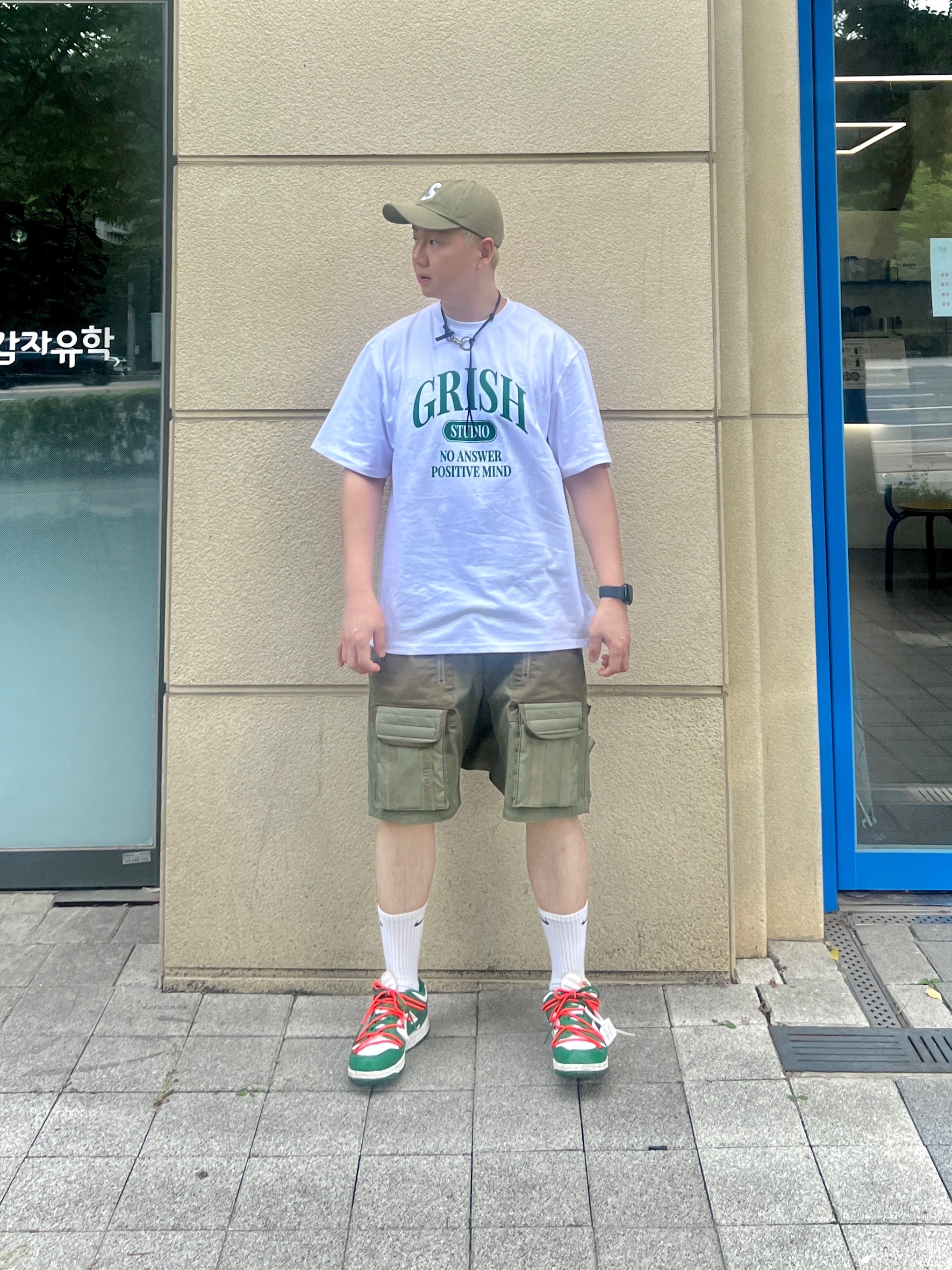Nike x Off-White Dunk Low Pine Green, Supreme Kevlar Denim S Logo 6-Panel Olive - 22SS 착용 스타일 - 2
