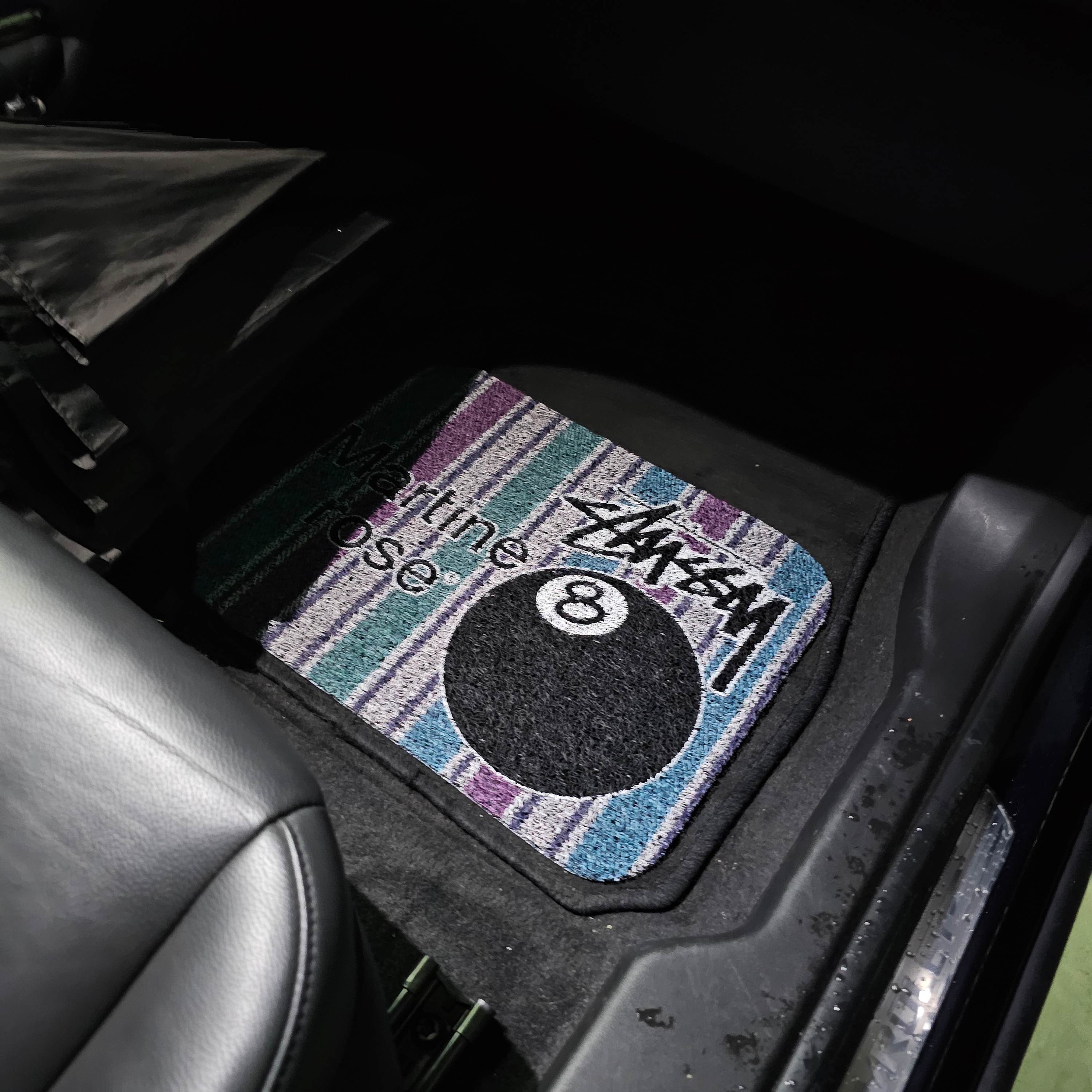 Stussy x Martine Rose Car Mat Set 착용 스타일 - 1