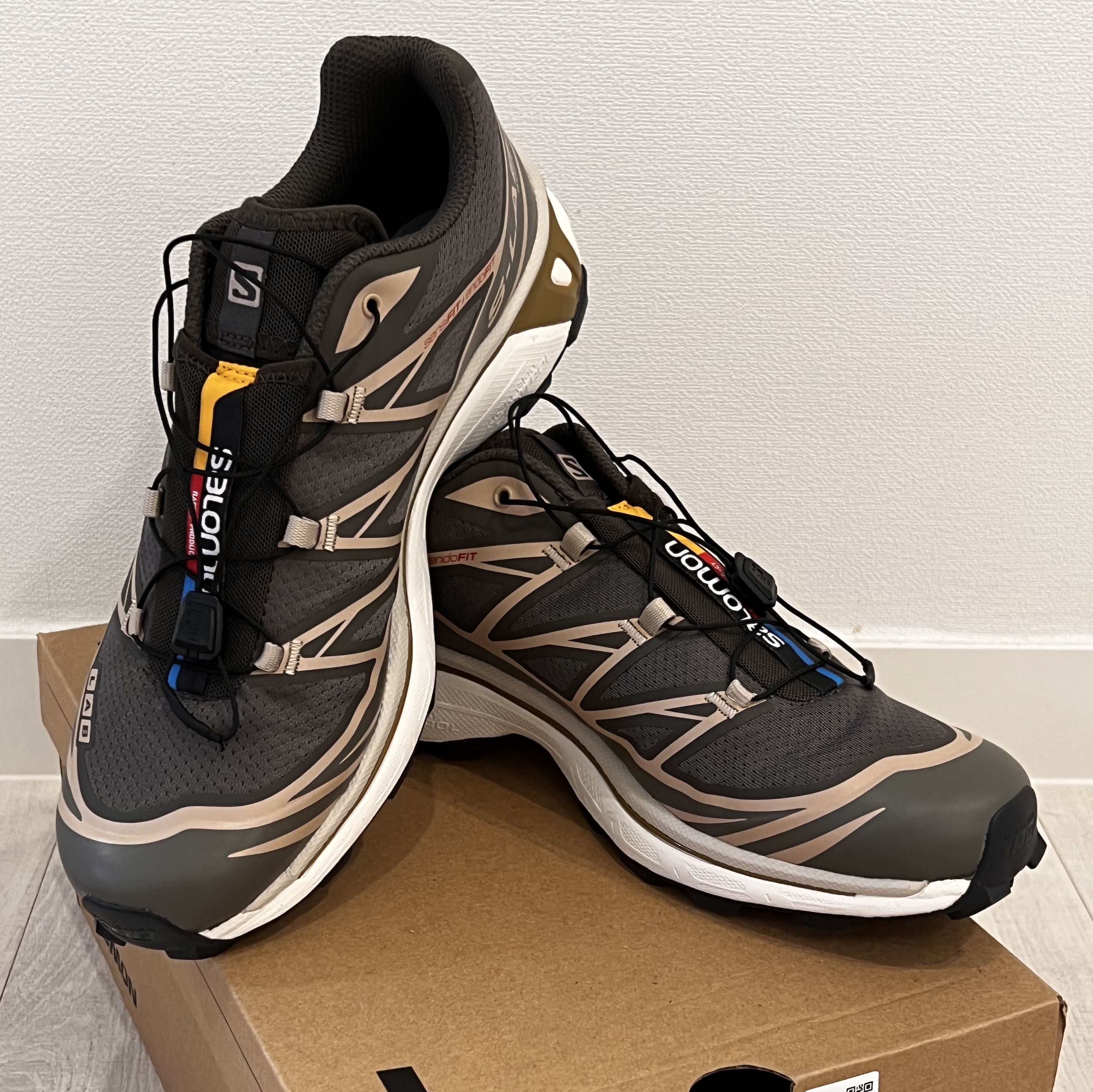 Salomon XT-6 Beluga Pewter 착용 스타일