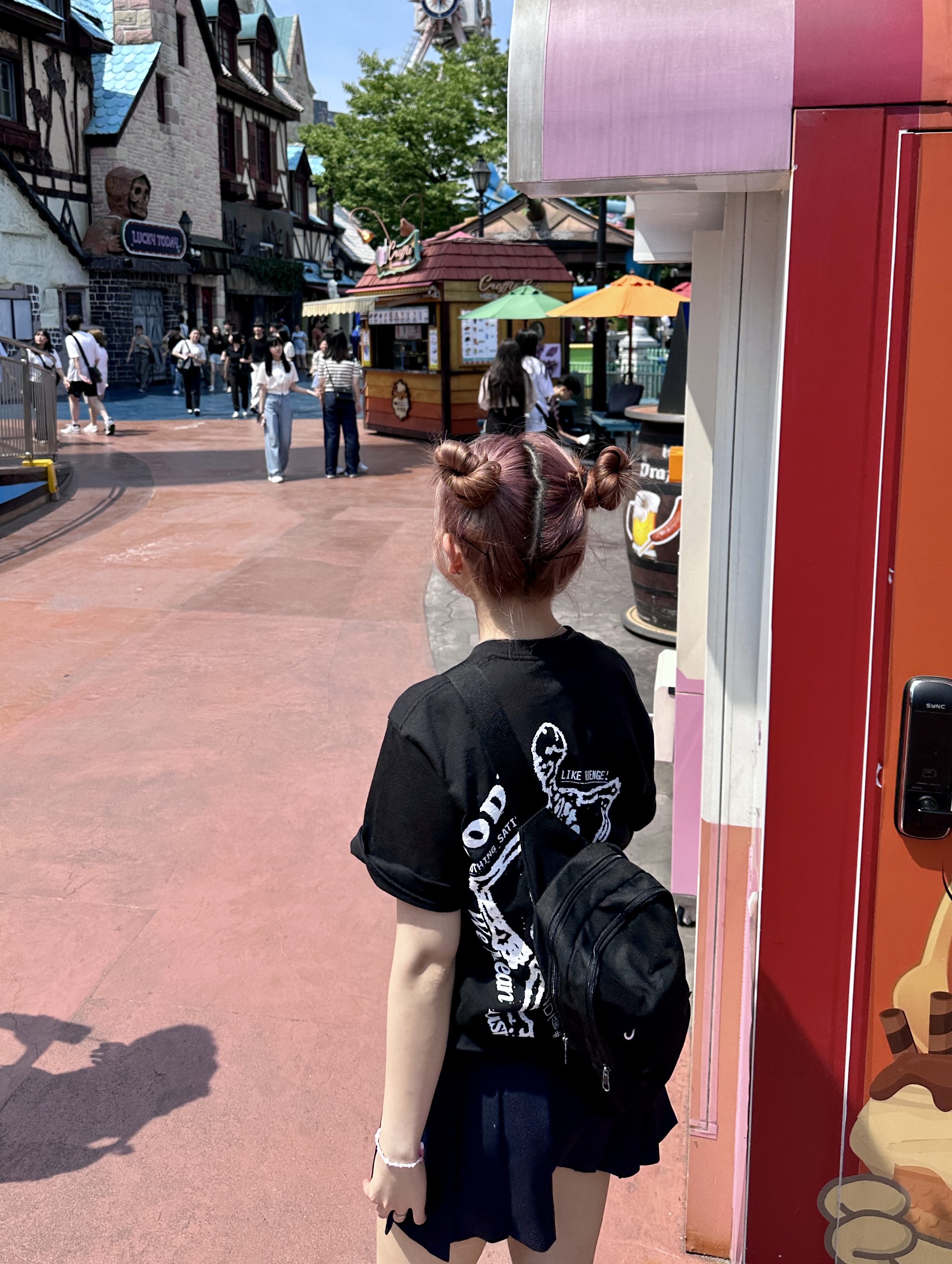 Supreme Body Snatchers T-Shirt Black - 23SS 착용 스타일 - 1