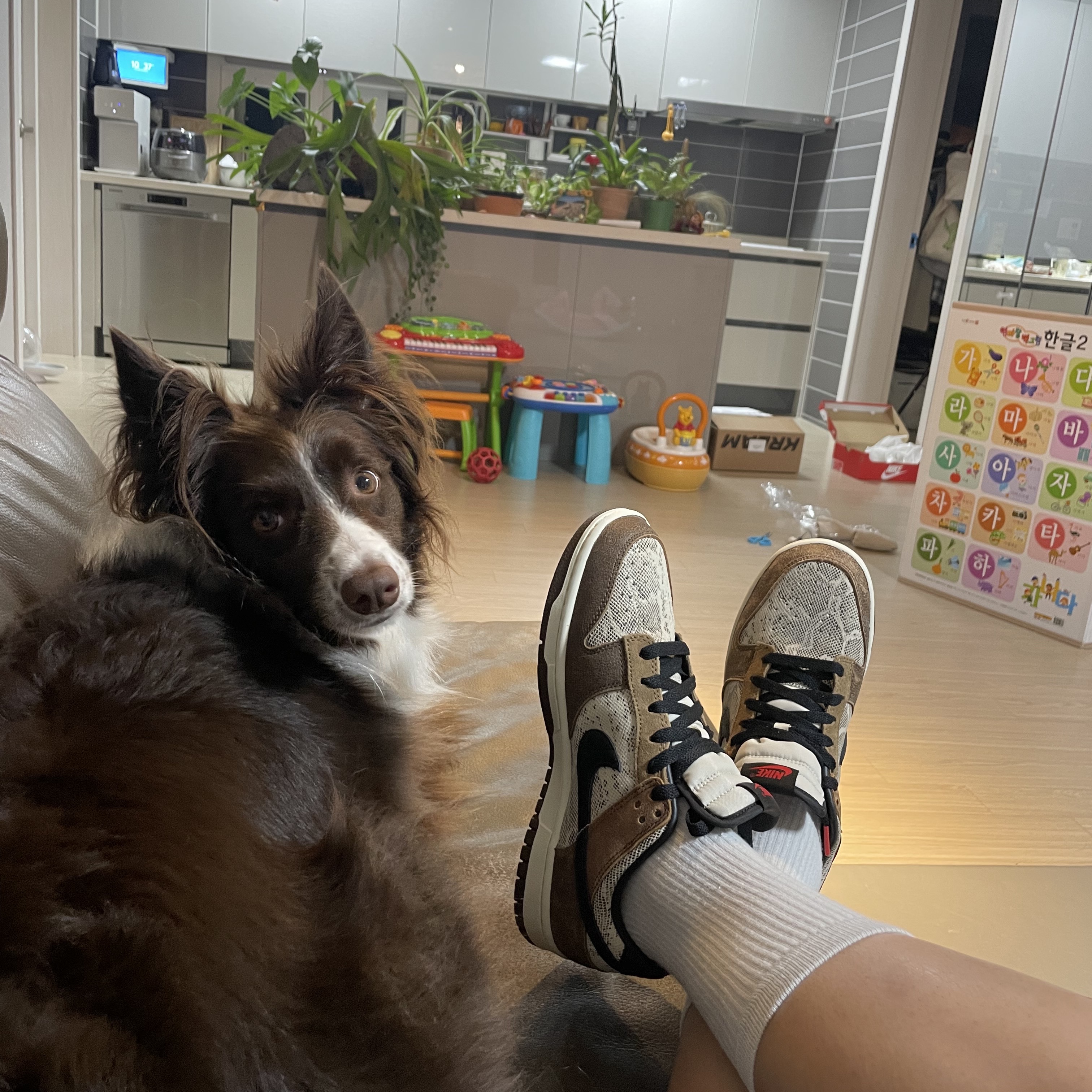 Nike Dunk Low PRM Head to Head 착용 스타일
