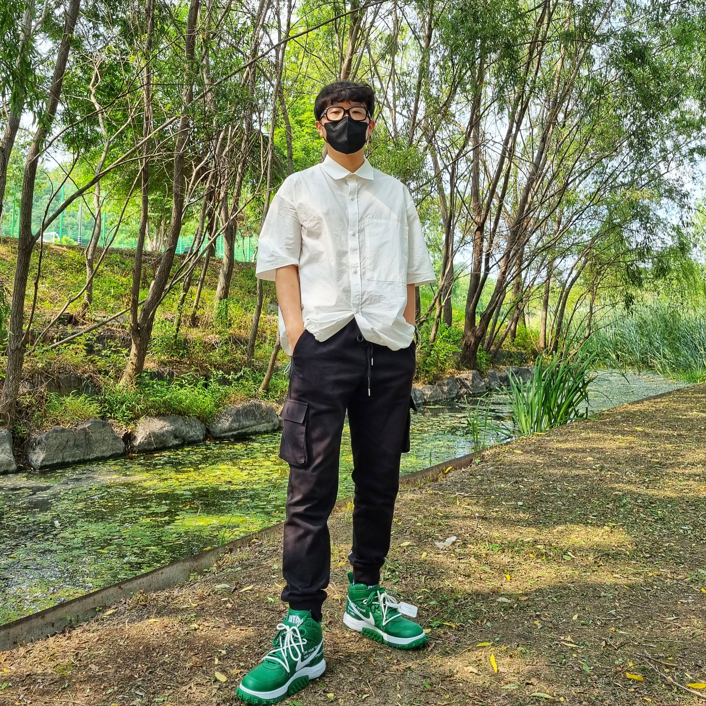 Nike x Off-White Air Force 1 Mid SP Leather Pine Green 착용 스타일 - 1