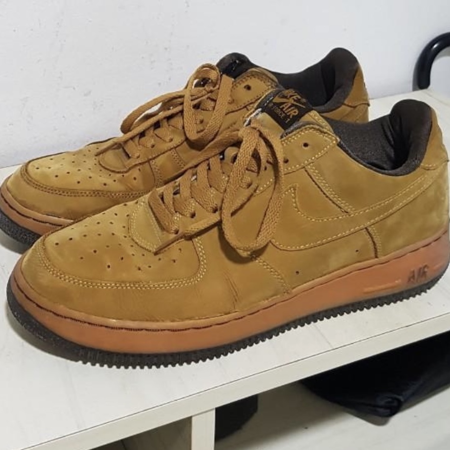 Nike Air Force 1 B Wheat 착용 스타일